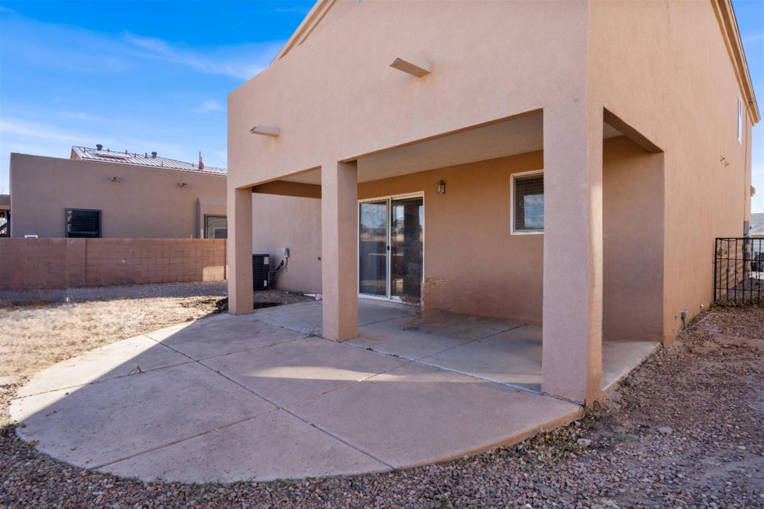 6651 MOUNTAIN HAWK Loop NE