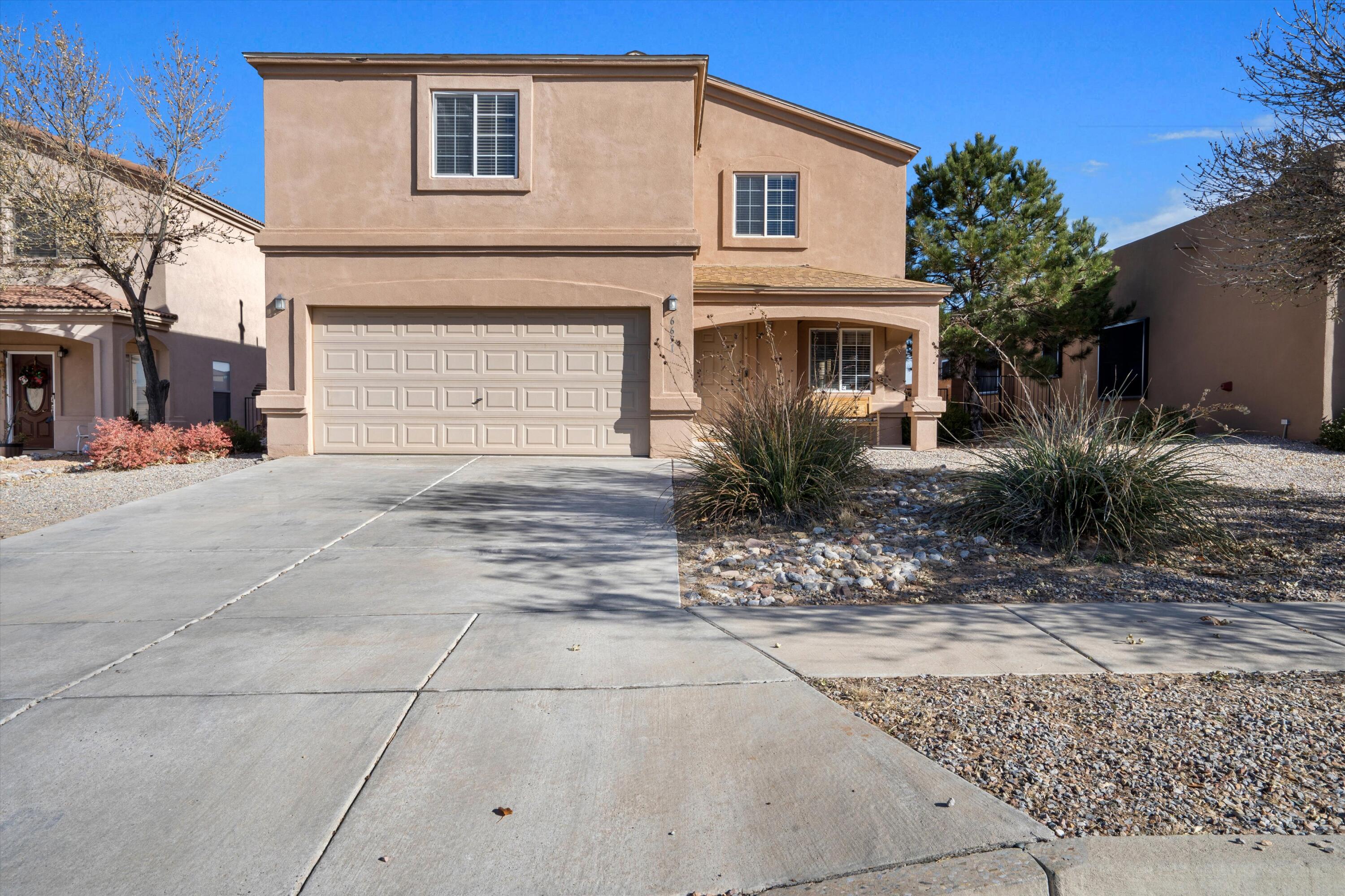 6651 MOUNTAIN HAWK Loop NE