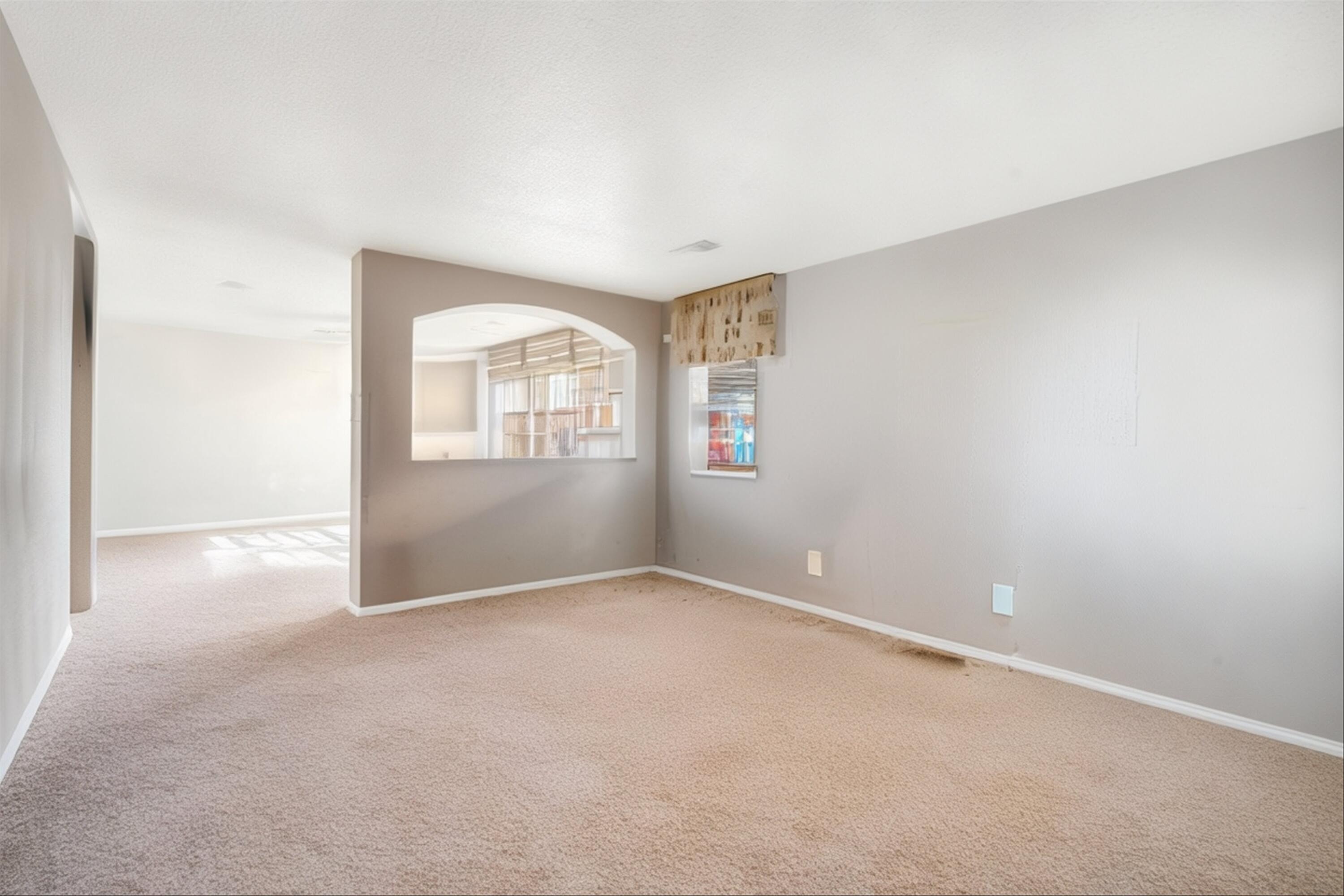 6651 MOUNTAIN HAWK Loop NE