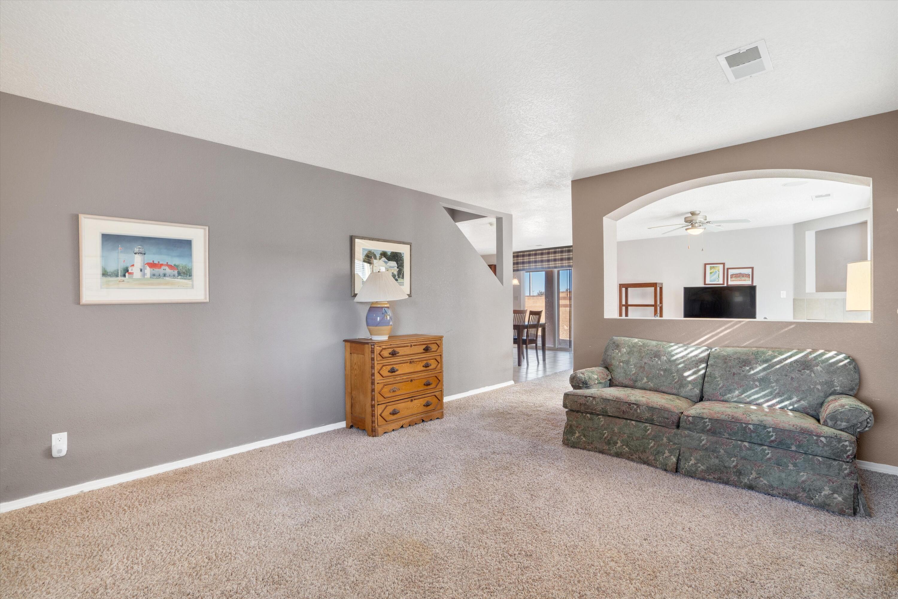 6651 MOUNTAIN HAWK Loop NE