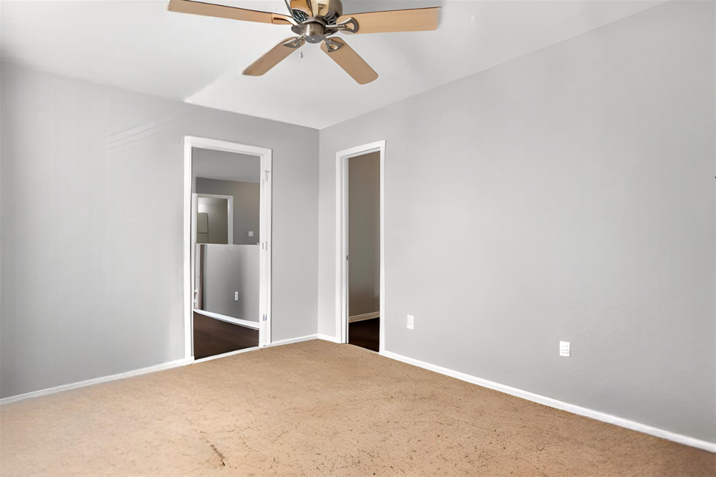 6651 MOUNTAIN HAWK Loop NE