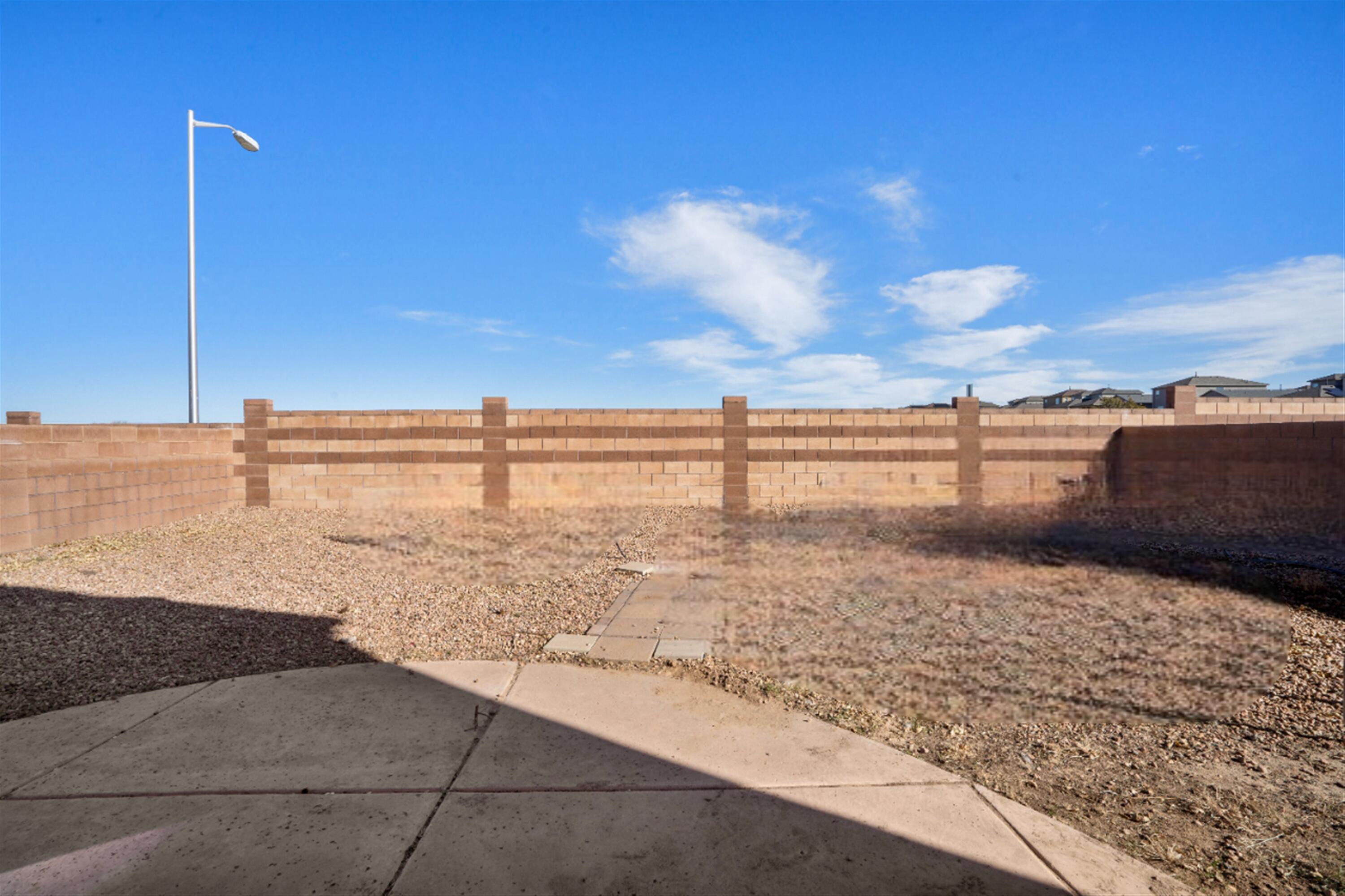 6651 MOUNTAIN HAWK Loop NE