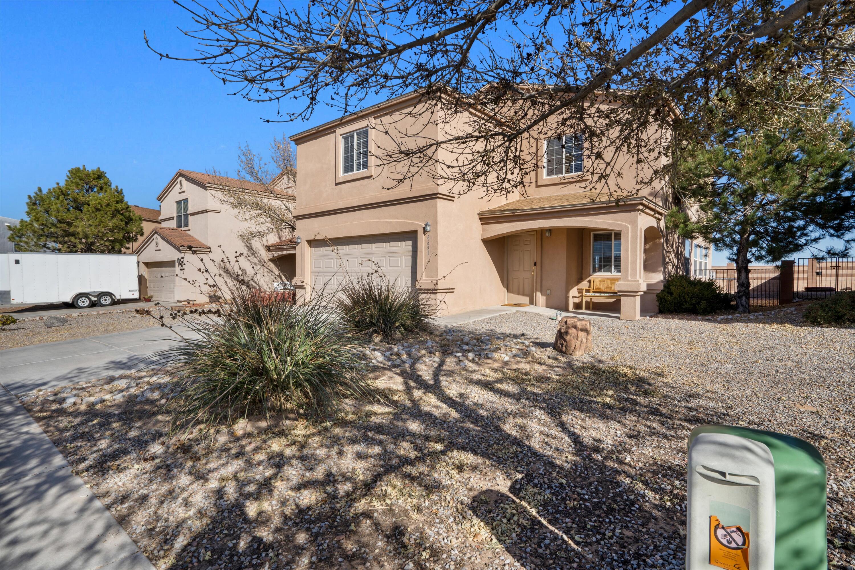6651 MOUNTAIN HAWK Loop NE