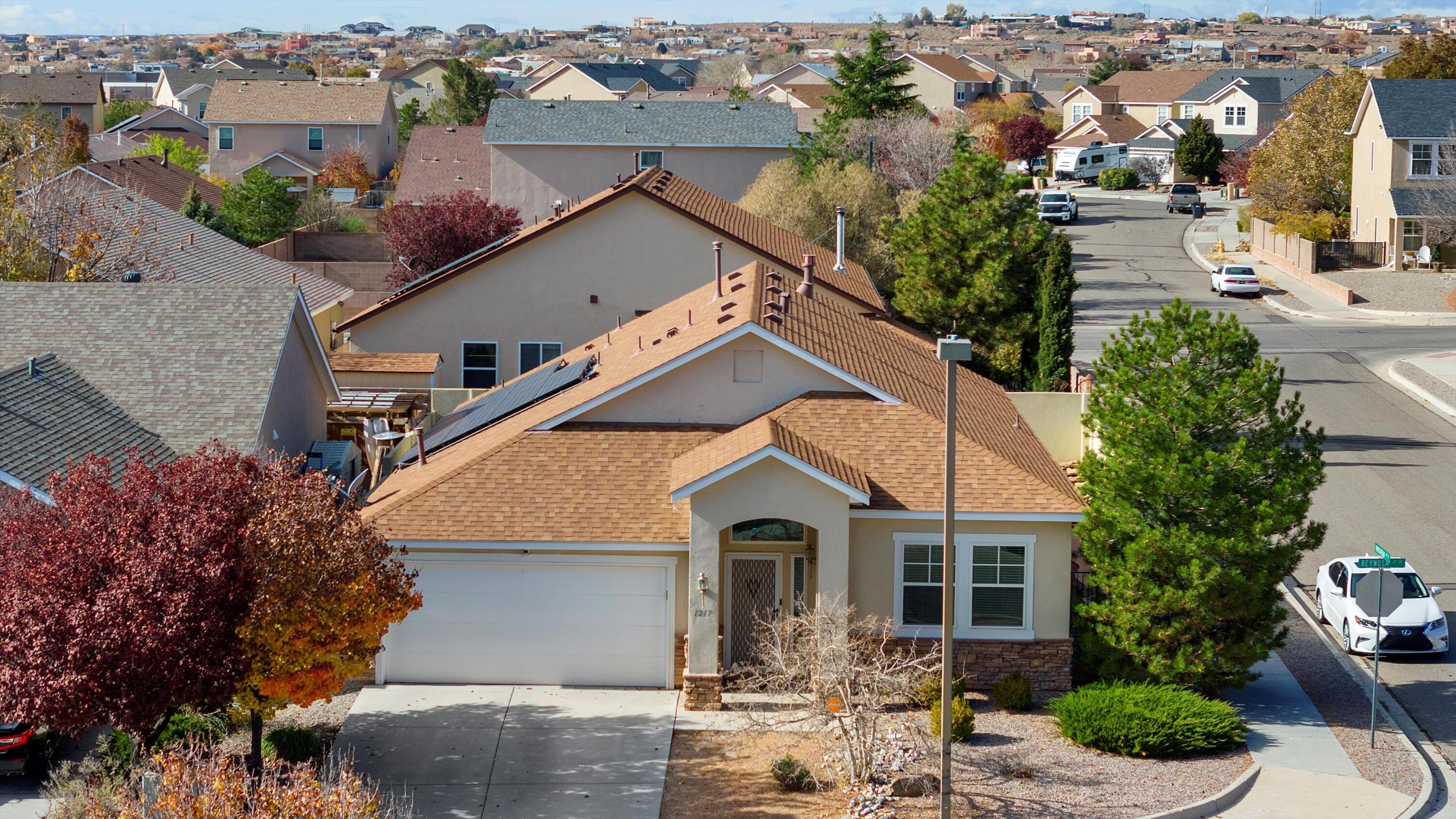 1217 REYNOSA Loop SE