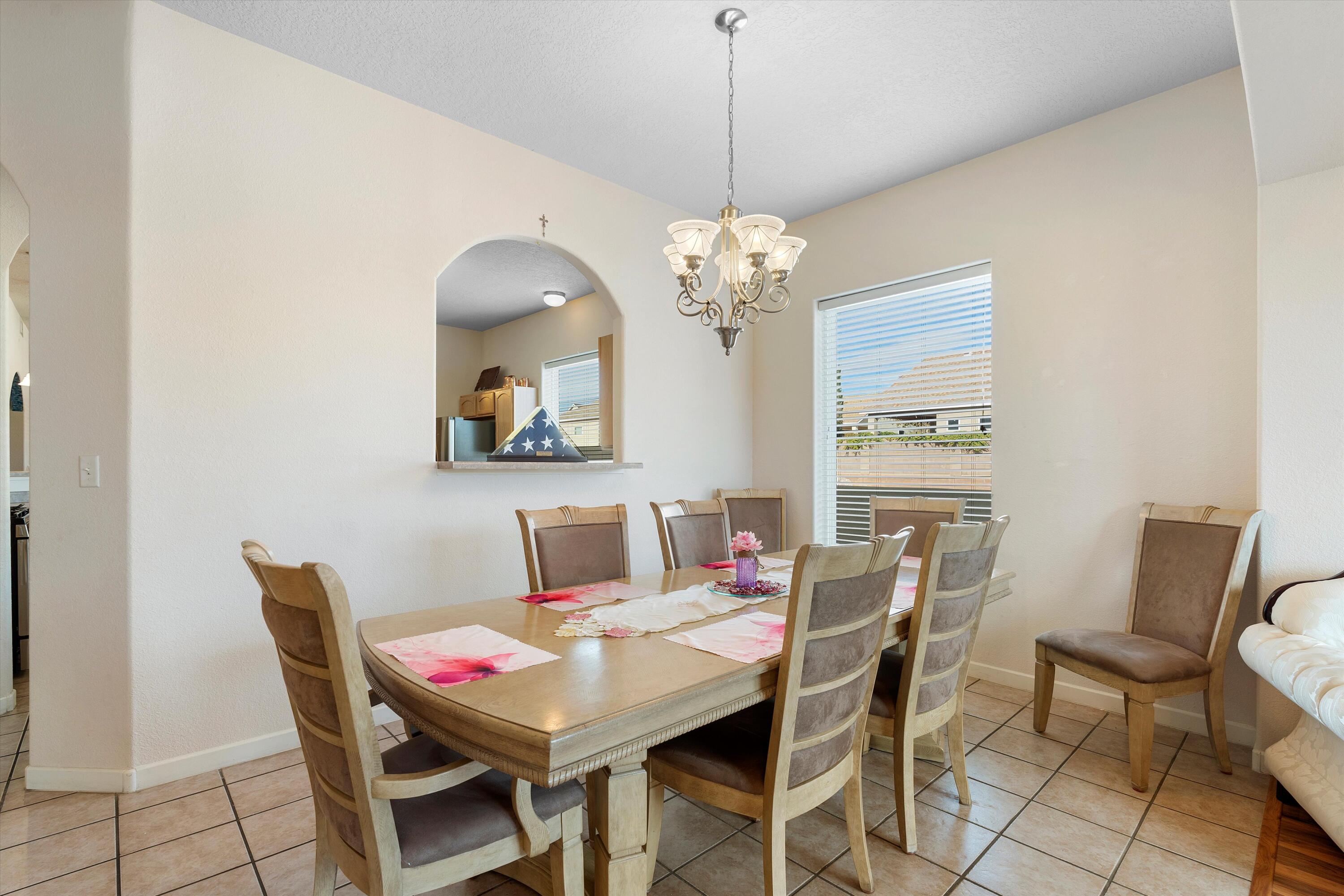 1217 REYNOSA Loop SE