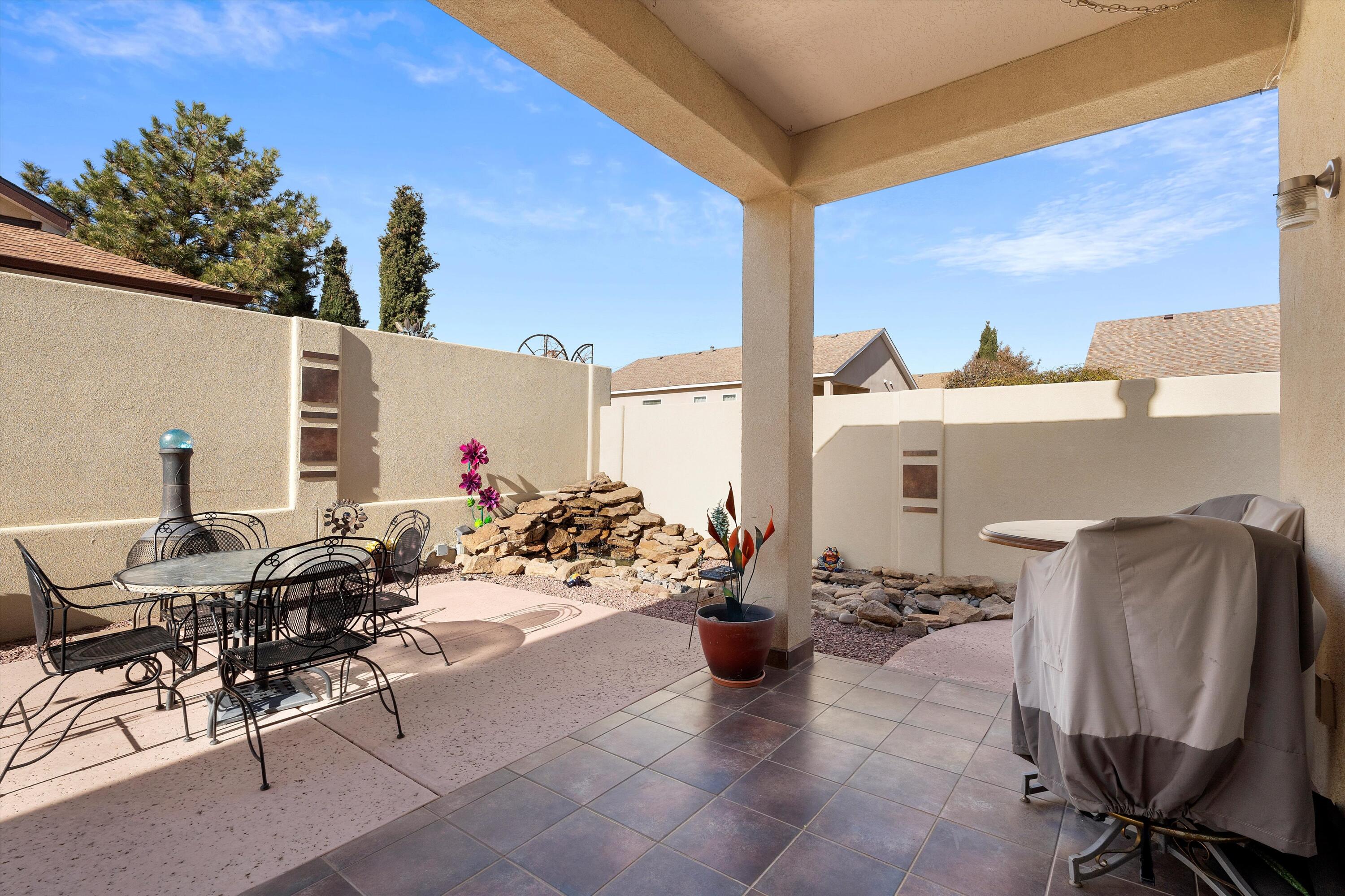 1217 REYNOSA Loop SE