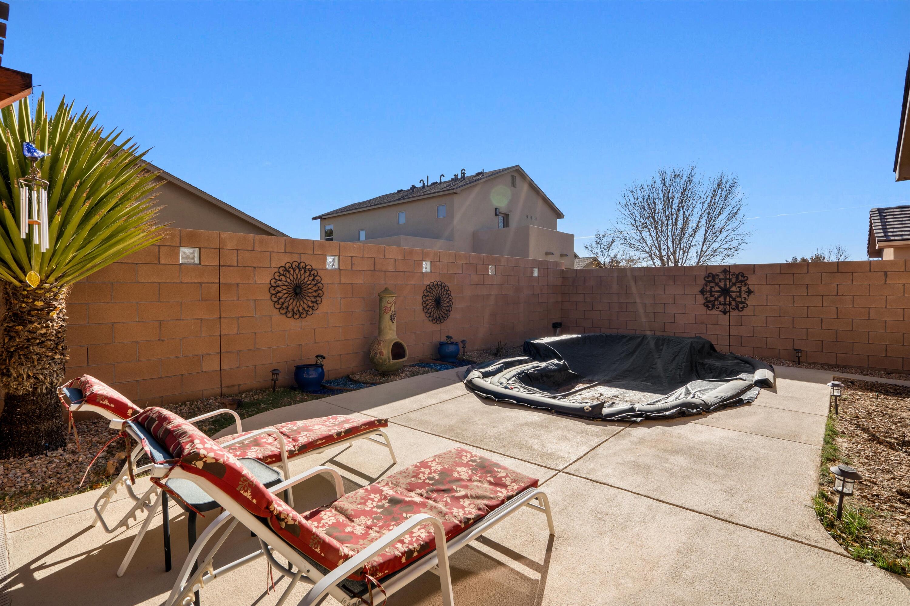 11028 ESMERALDA Drive NW