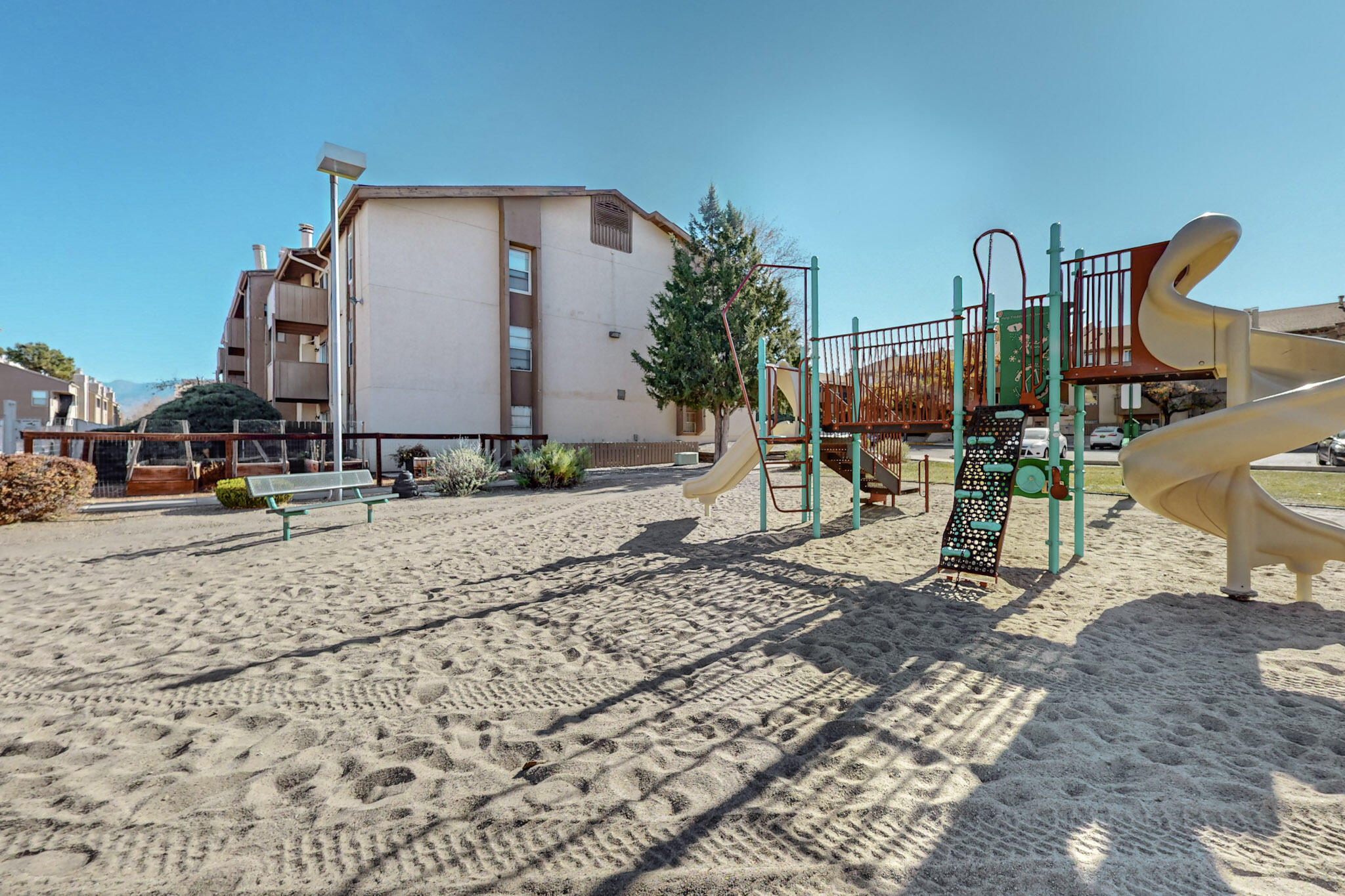3859 MONTGOMERY Boulevard NE 1331