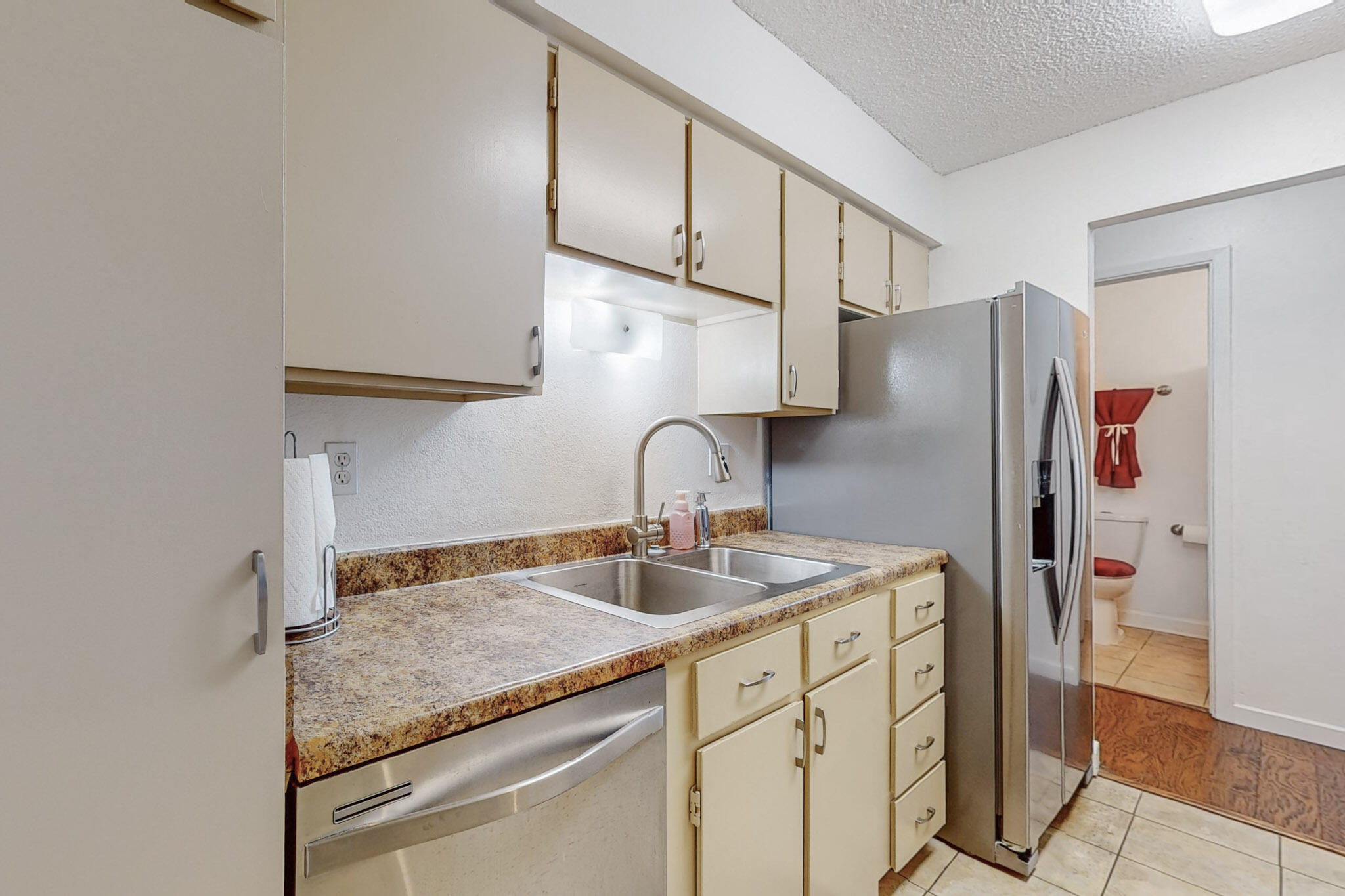 3859 MONTGOMERY Boulevard NE 1331