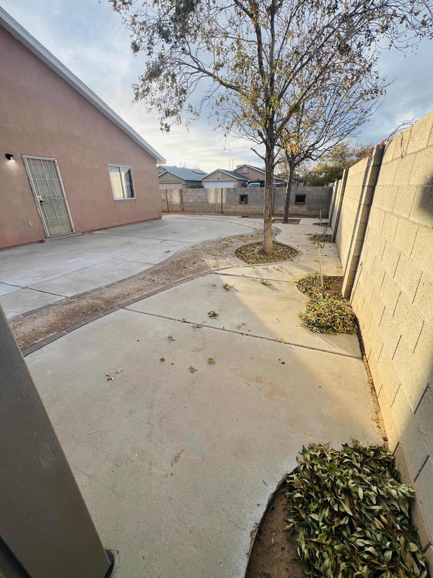7615 AUTUMN SKY Road SW