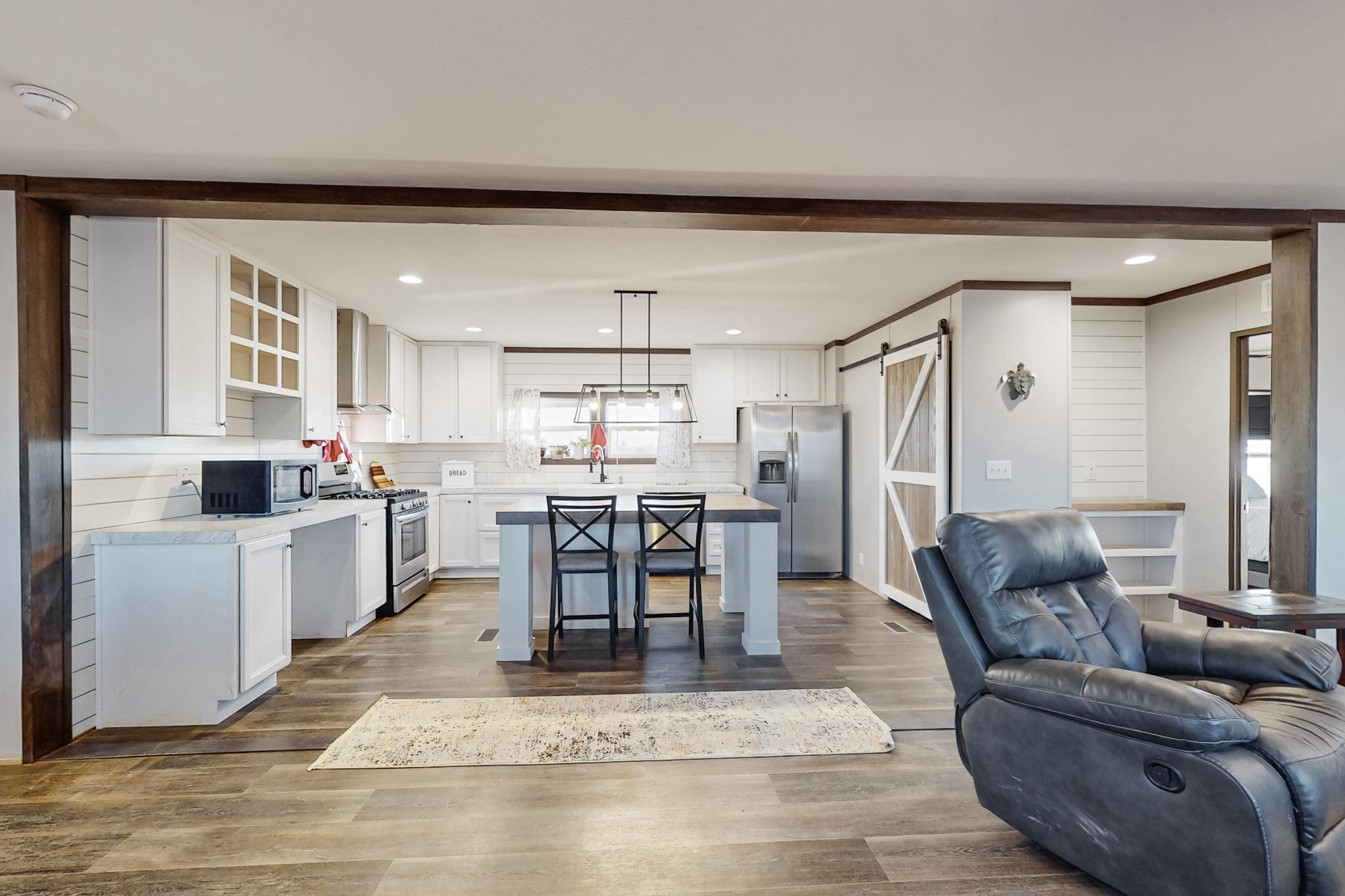 44 EQUESTRIAN PARK Road