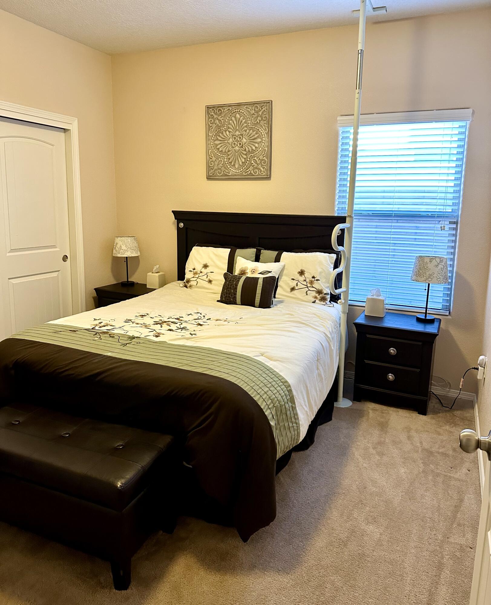 6015 MAFRAQ Avenue NW