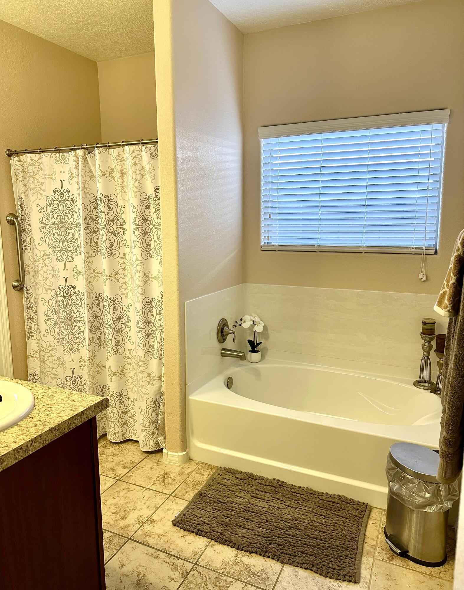 6015 MAFRAQ Avenue NW