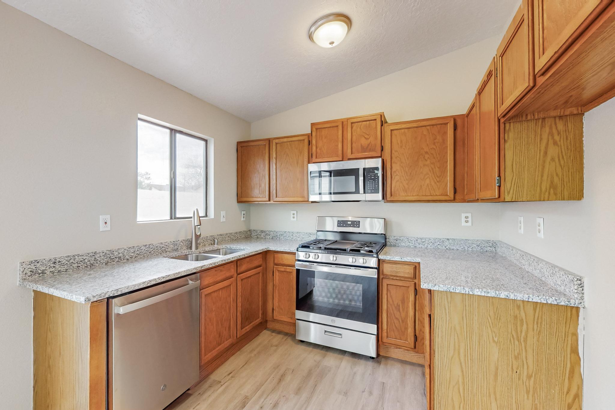 1989 Maestas Drive SW