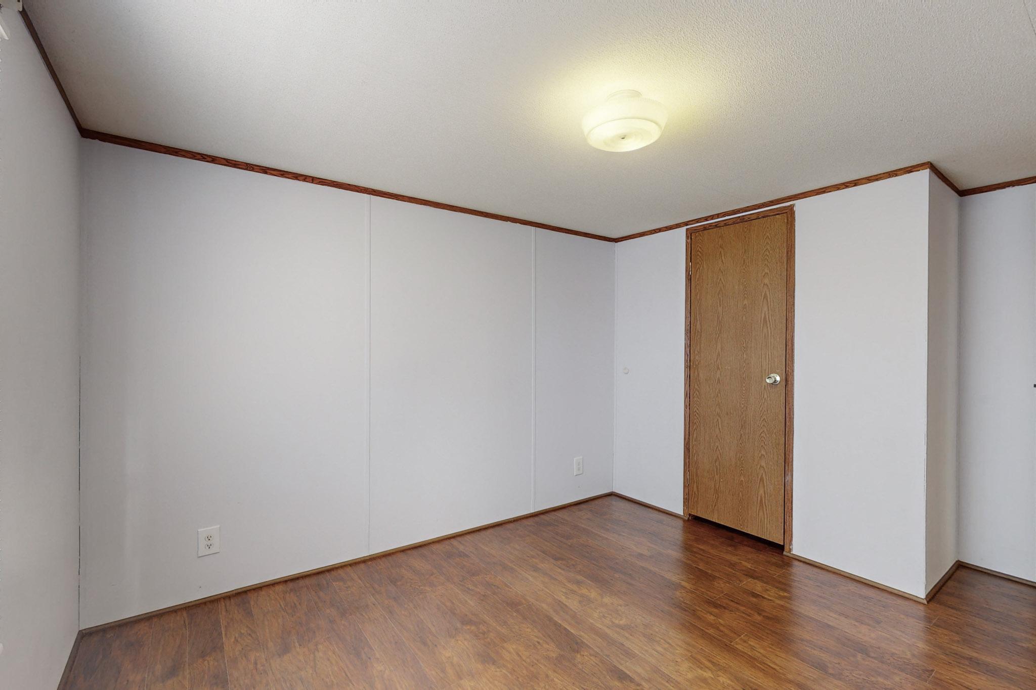 1527 Bryan Road