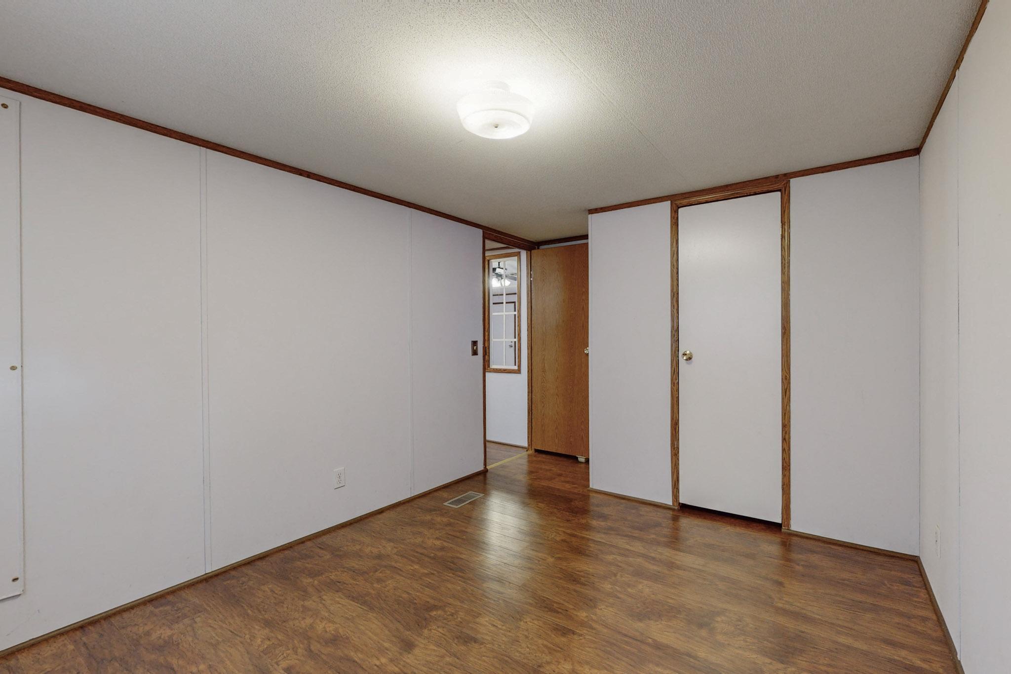 1527 Bryan Road