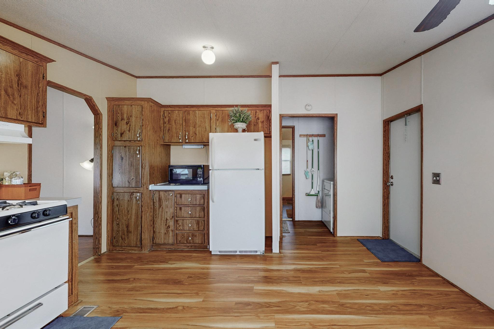 1527 Bryan Road