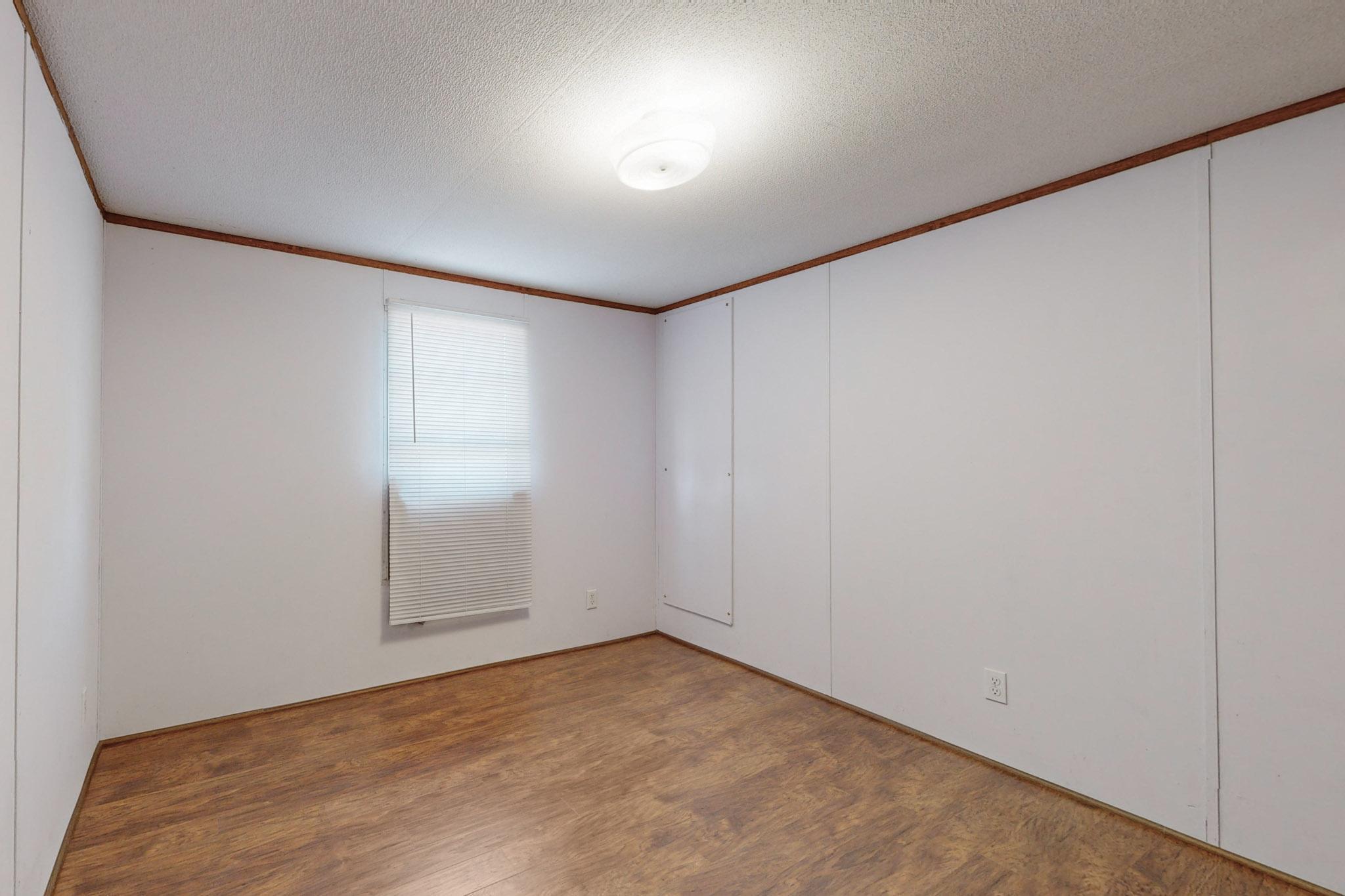 1527 Bryan Road