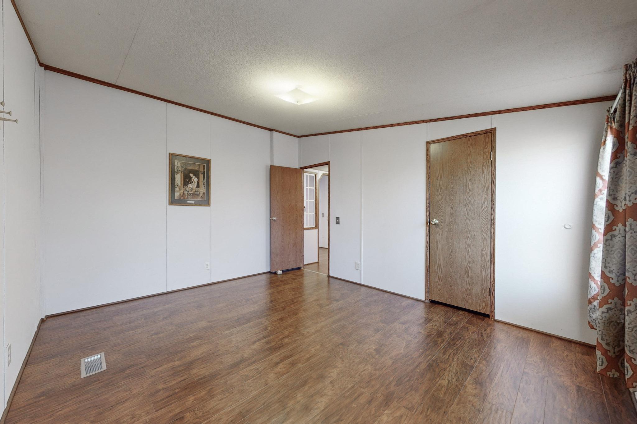 1527 Bryan Road