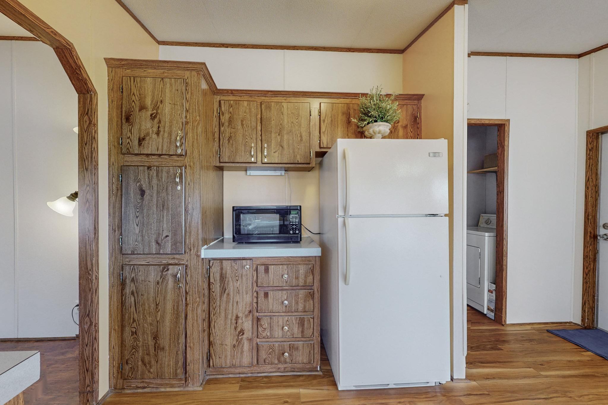 1527 Bryan Road