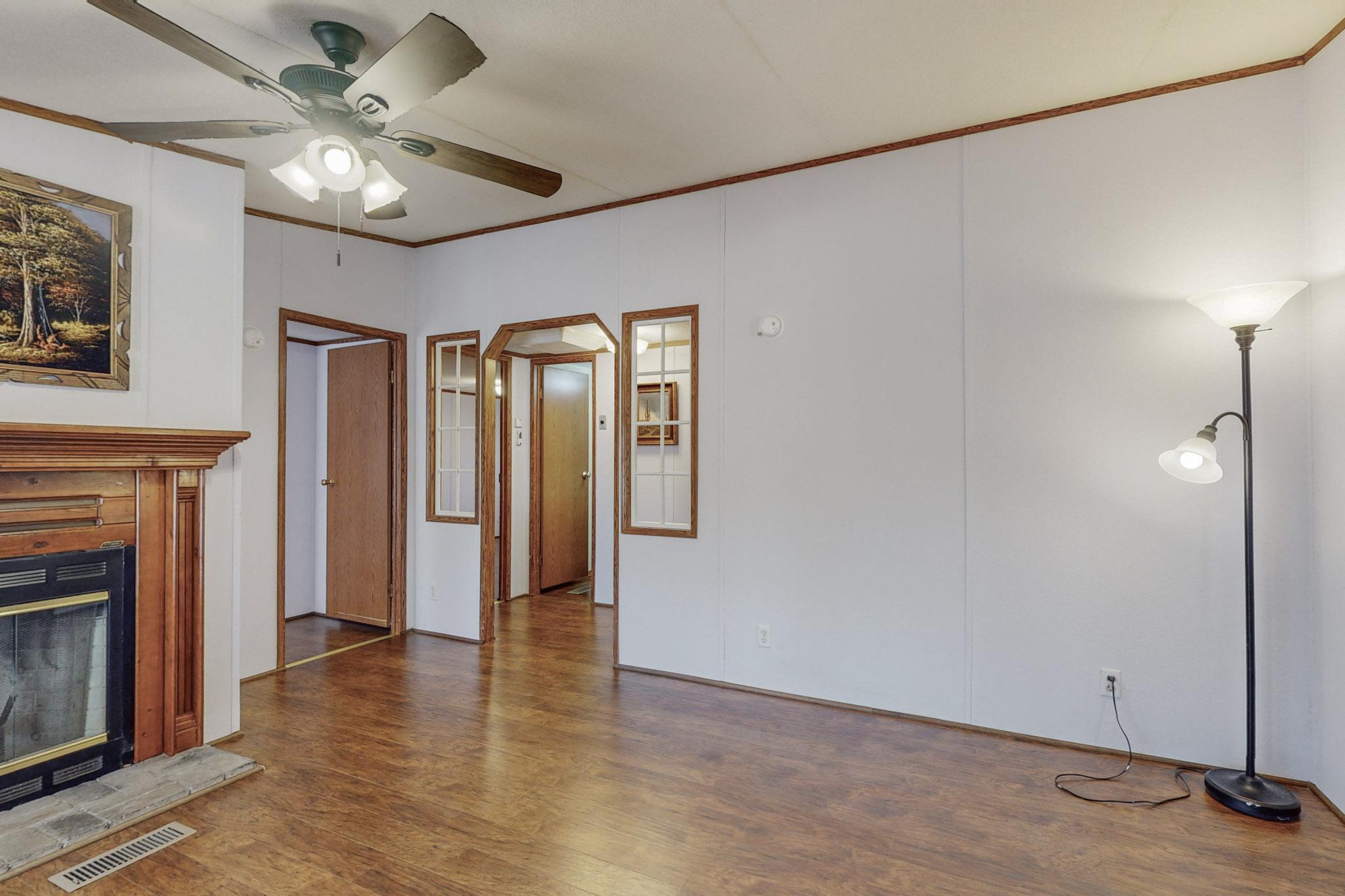 1527 Bryan Road