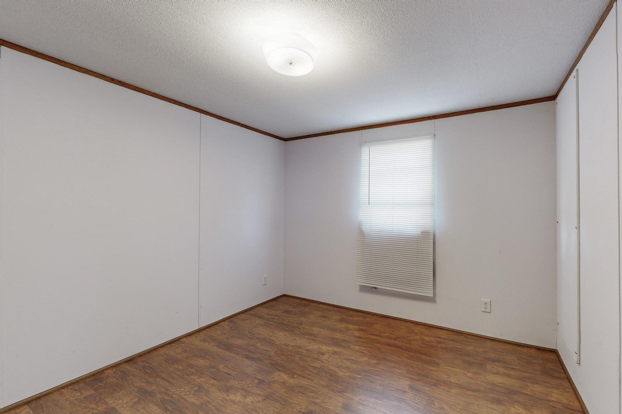 1527 Bryan Road