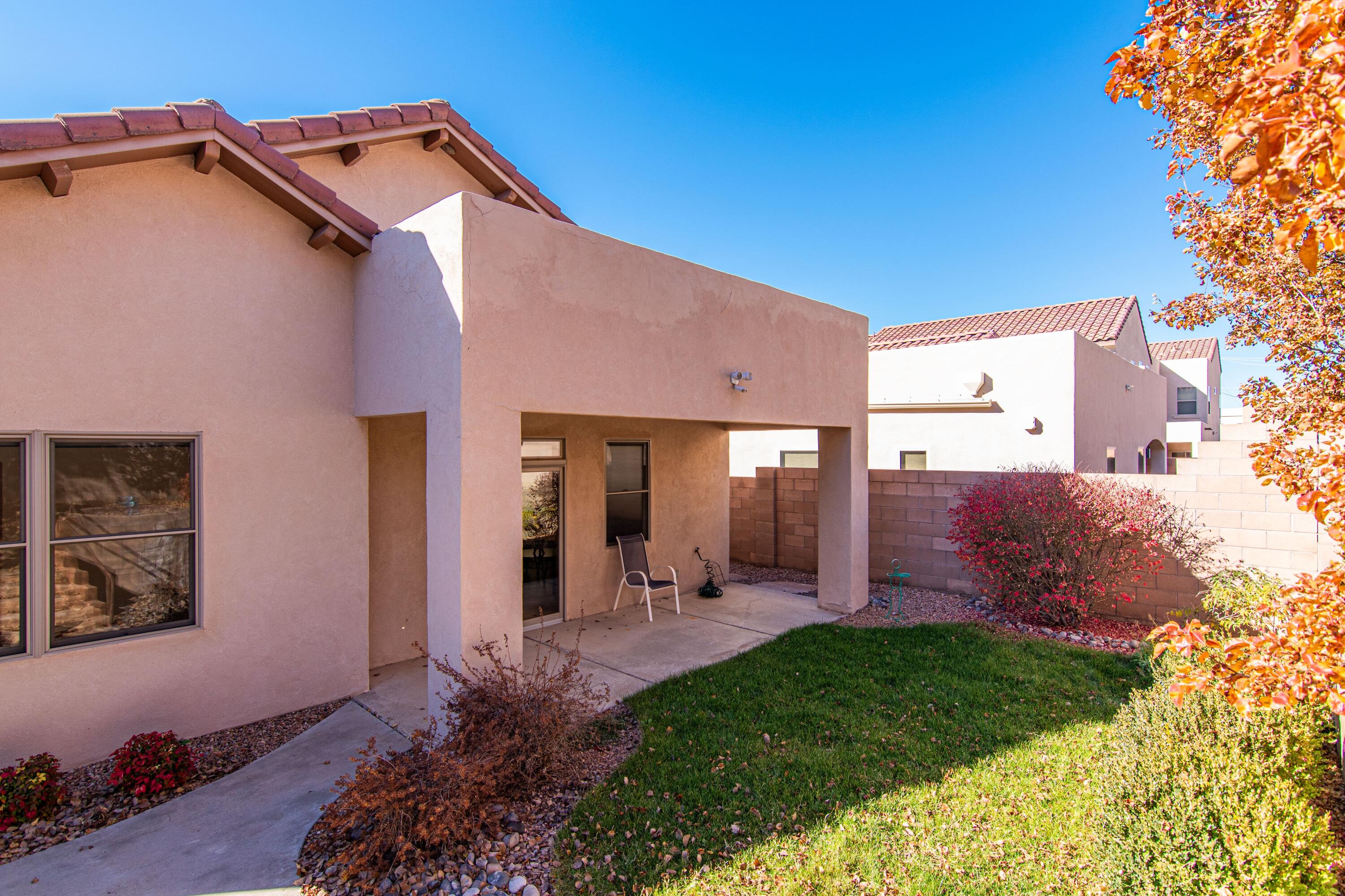 1444 Vinca Trail NE