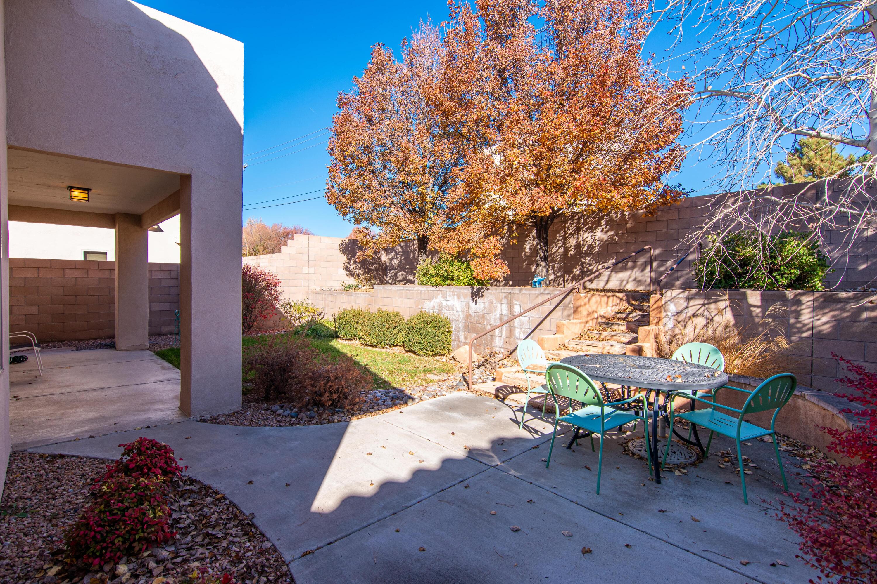 1444 Vinca Trail NE
