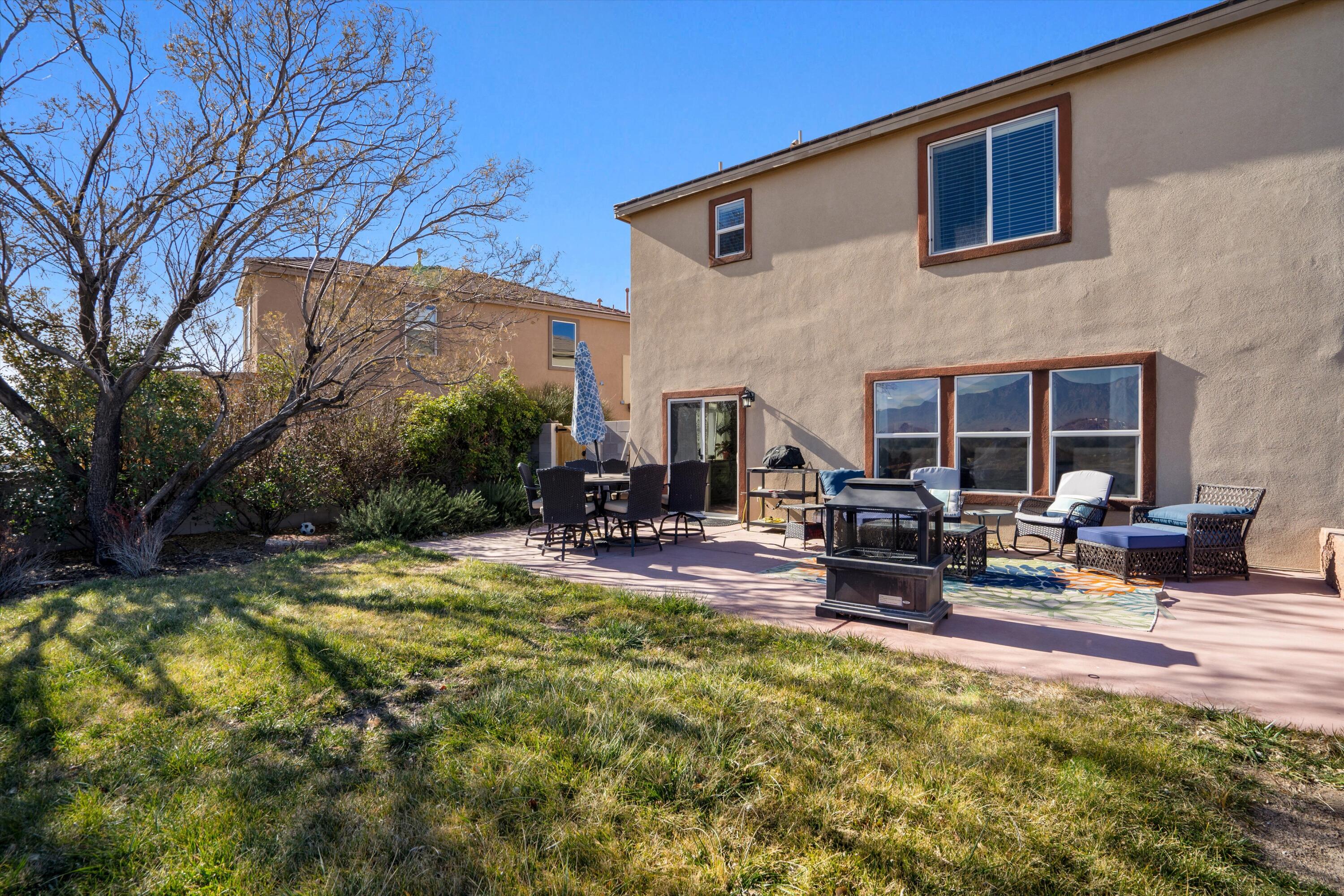 600 TROON Drive SE
