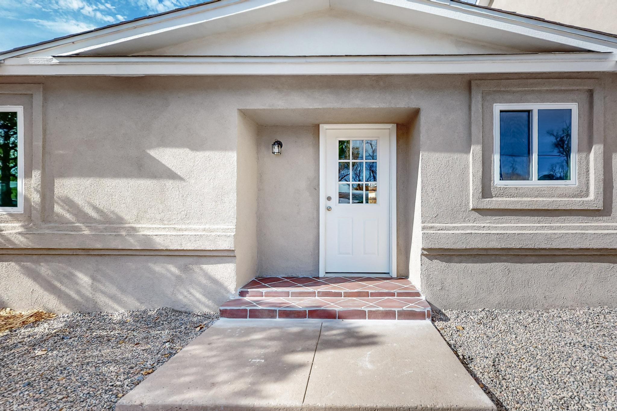 1215 LA VEGA Drive SW