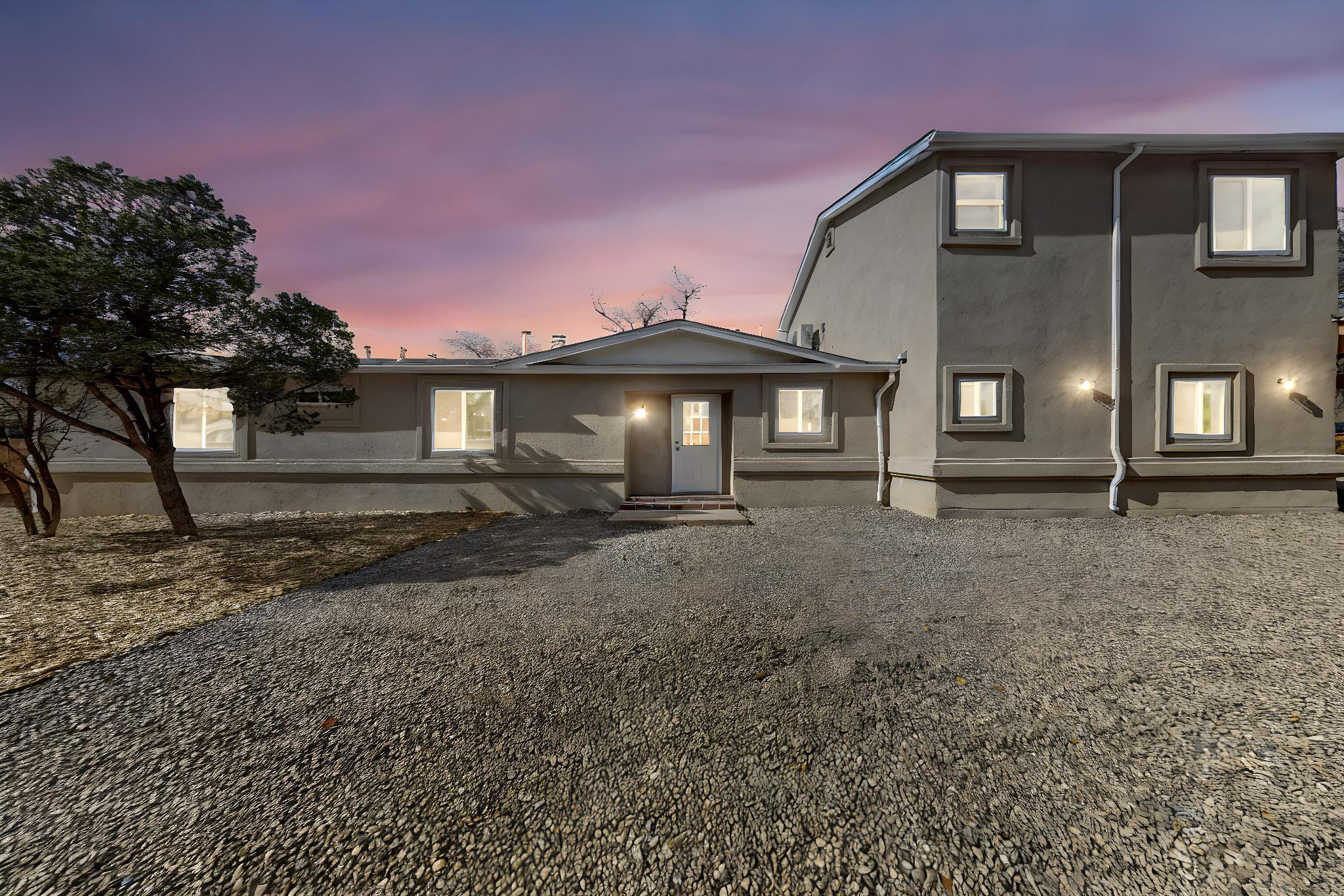 1215 LA VEGA Drive SW