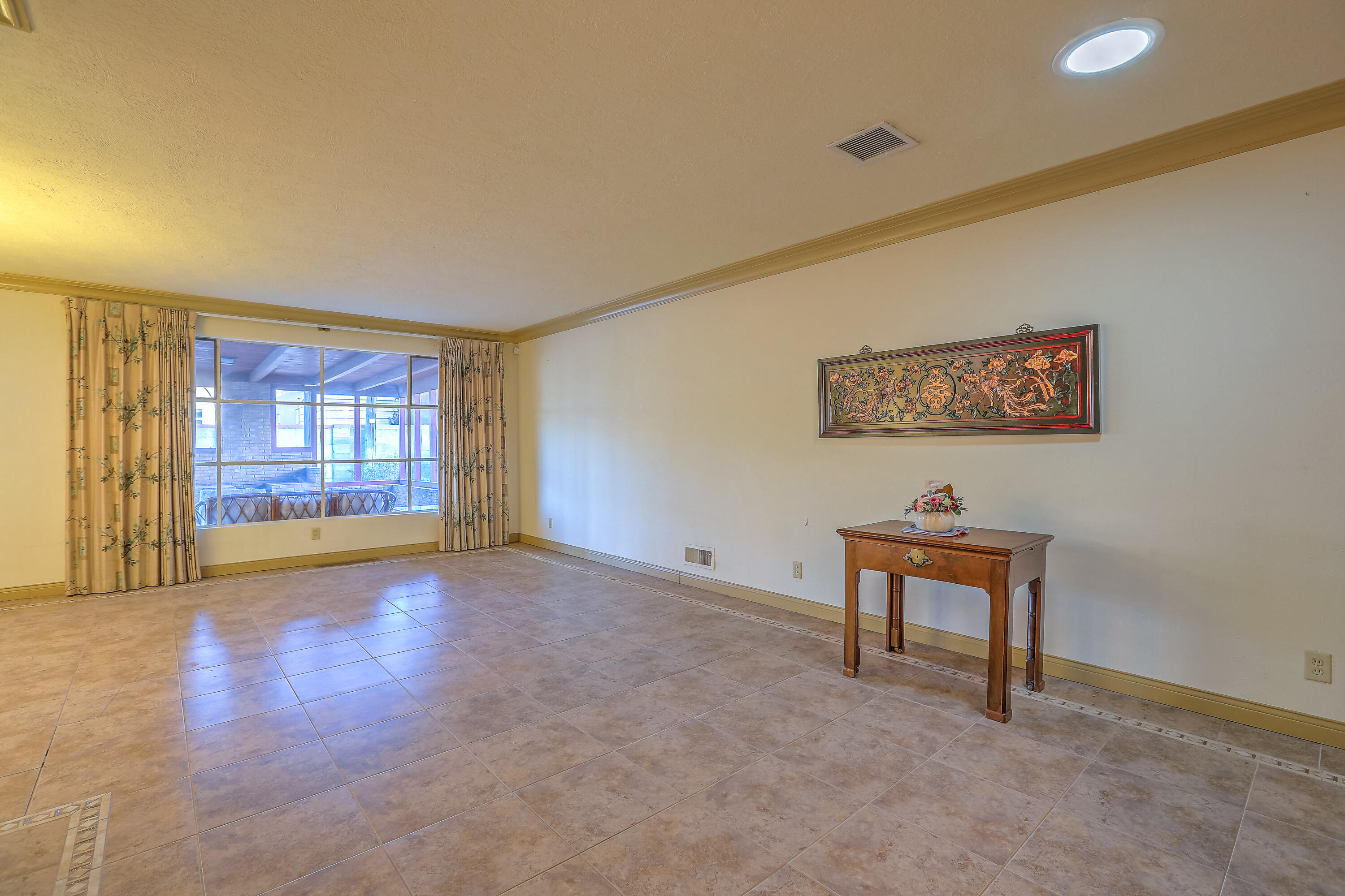 420 ALVARADO Drive NE