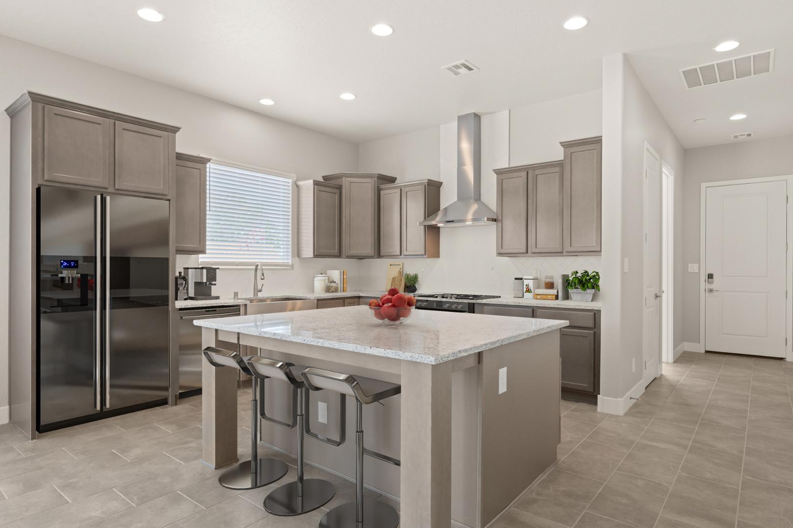 549 Mindoro Drive SE