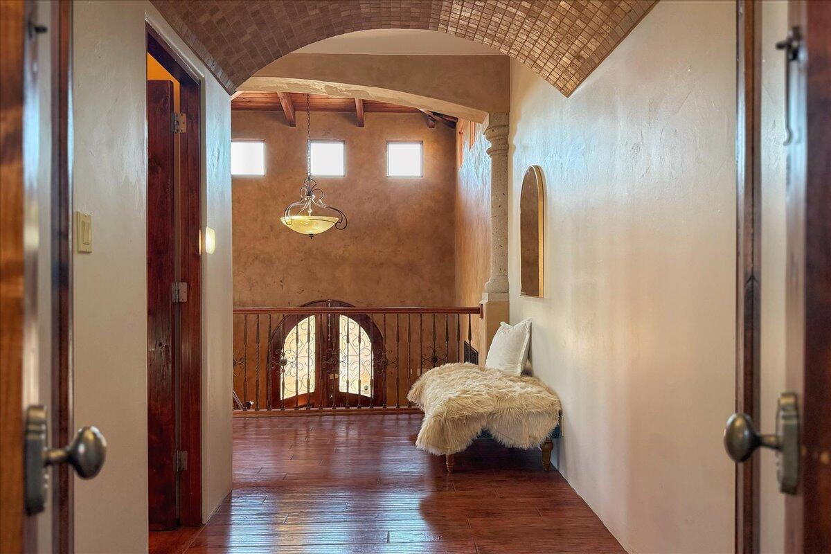 3901 MOURNING DOVE Place NW