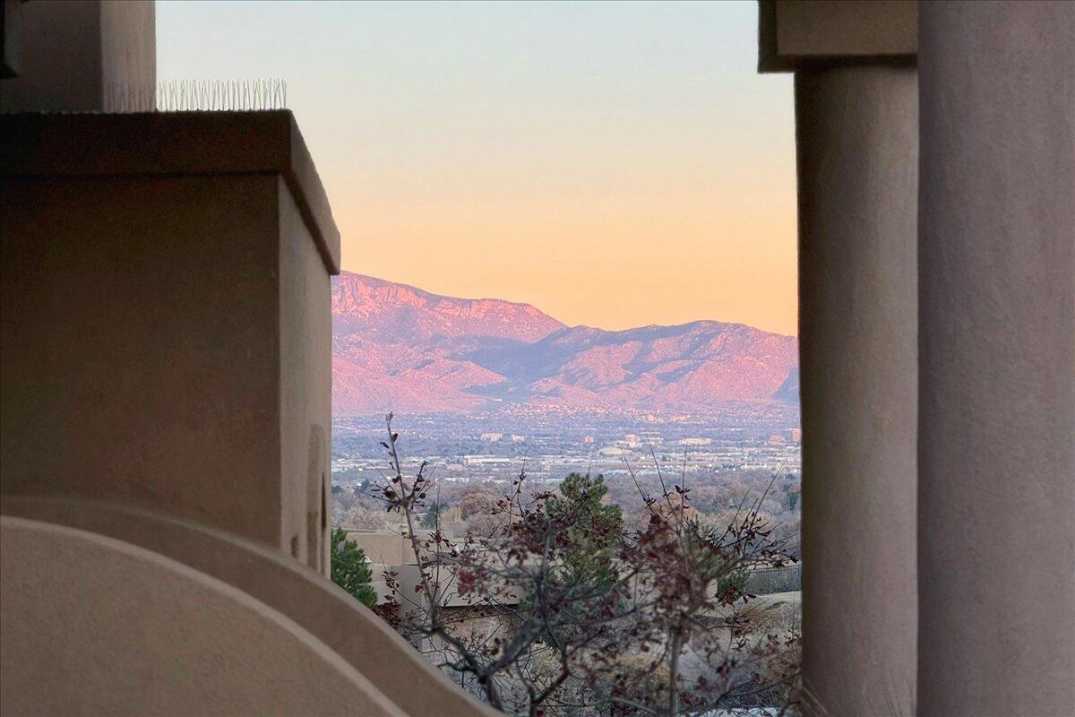 3901 MOURNING DOVE Place NW