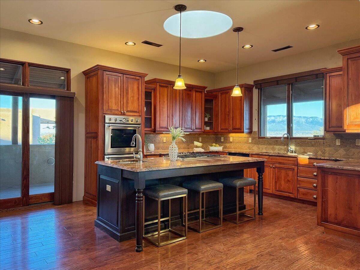 3901 MOURNING DOVE Place NW