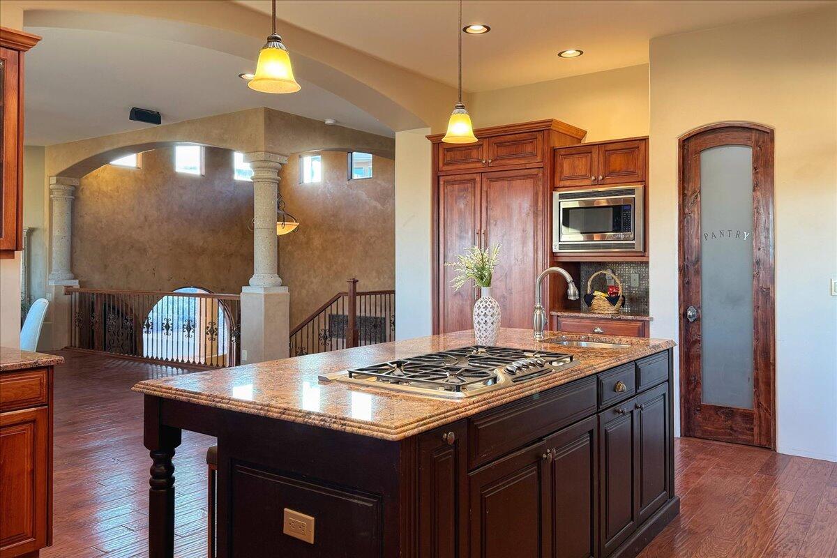 3901 MOURNING DOVE Place NW