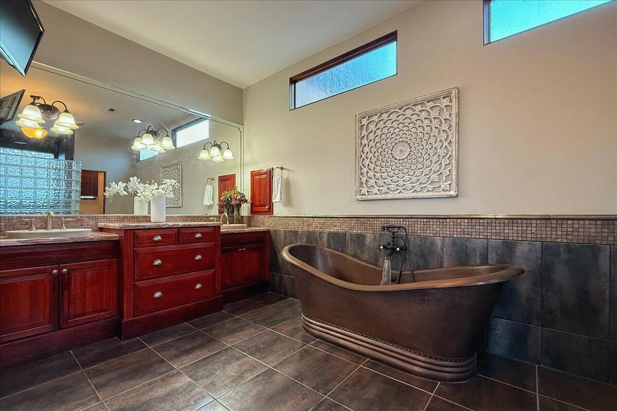 3901 MOURNING DOVE Place NW