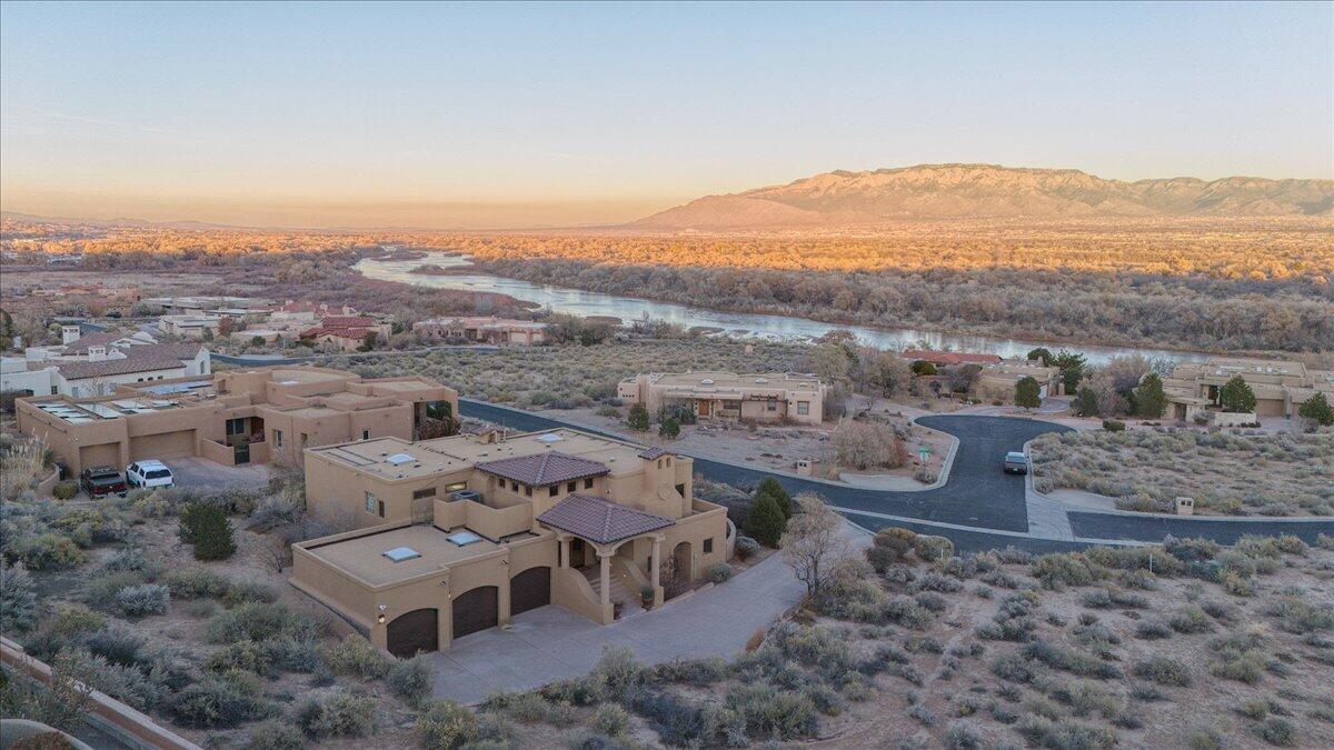 3901 MOURNING DOVE Place NW