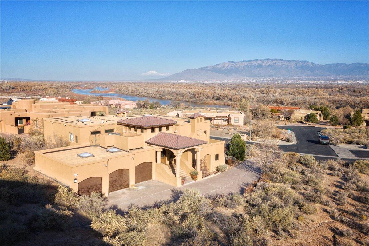 3901 MOURNING DOVE Place NW