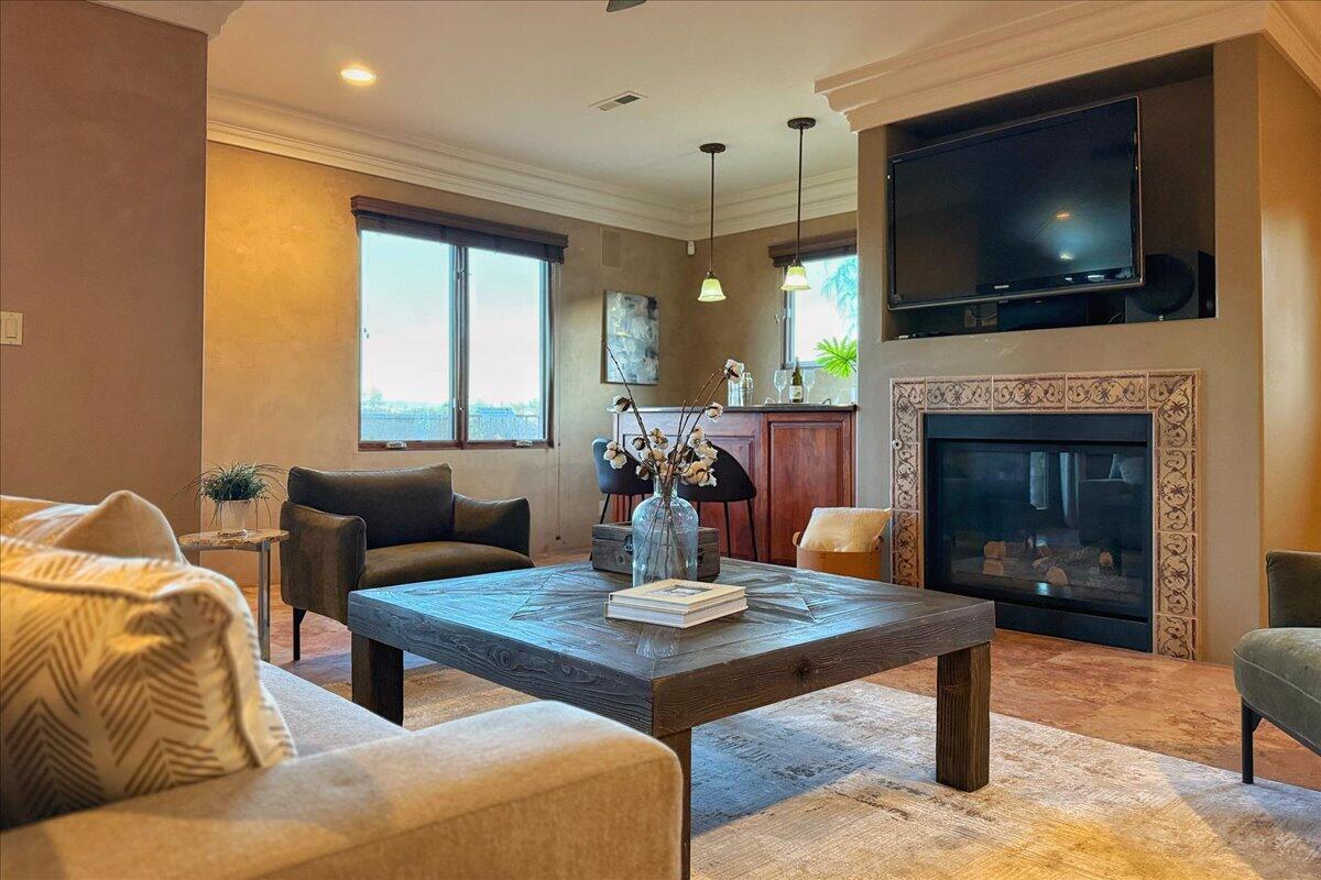 3901 MOURNING DOVE Place NW