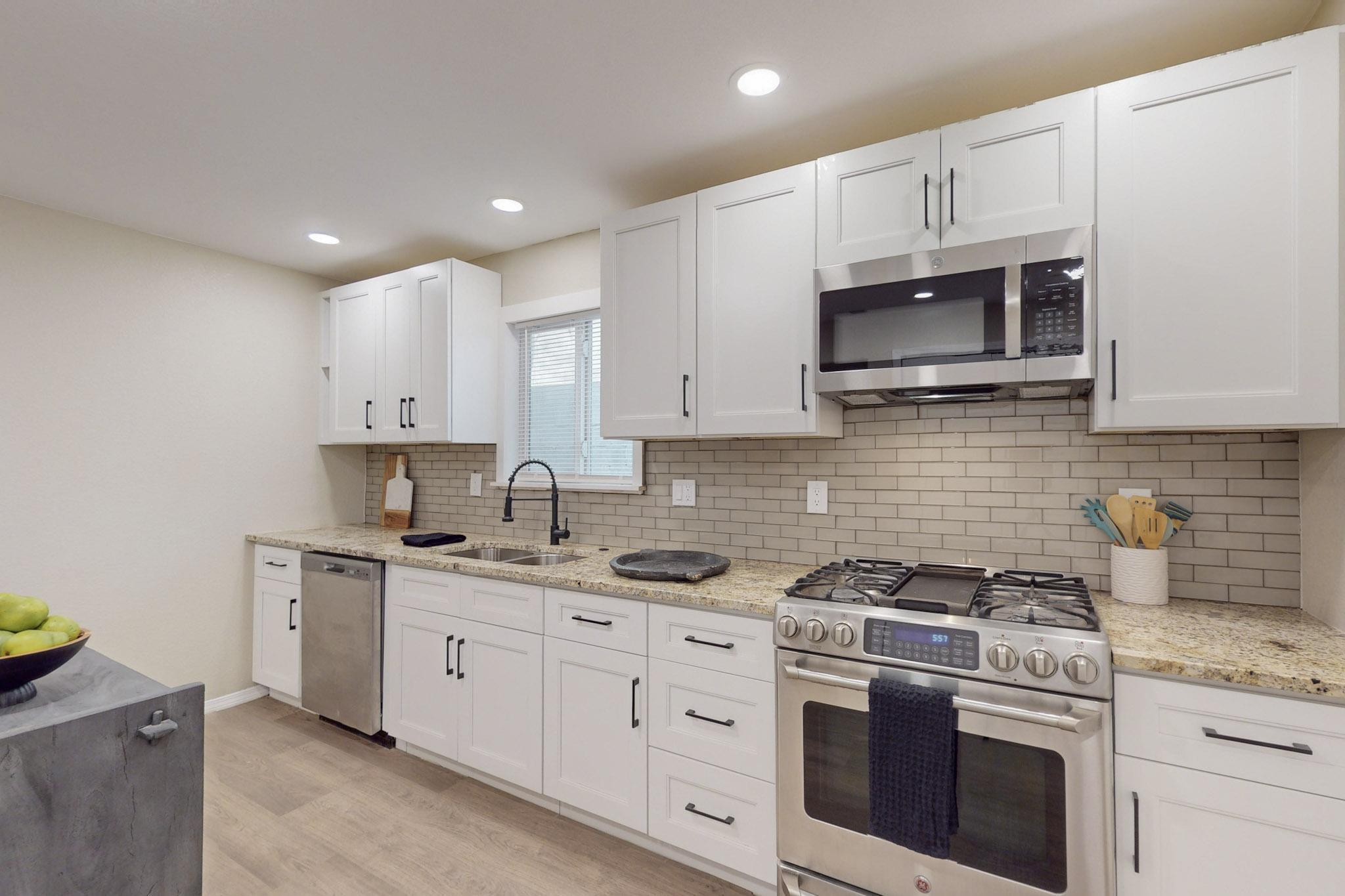 316 49TH Street NW