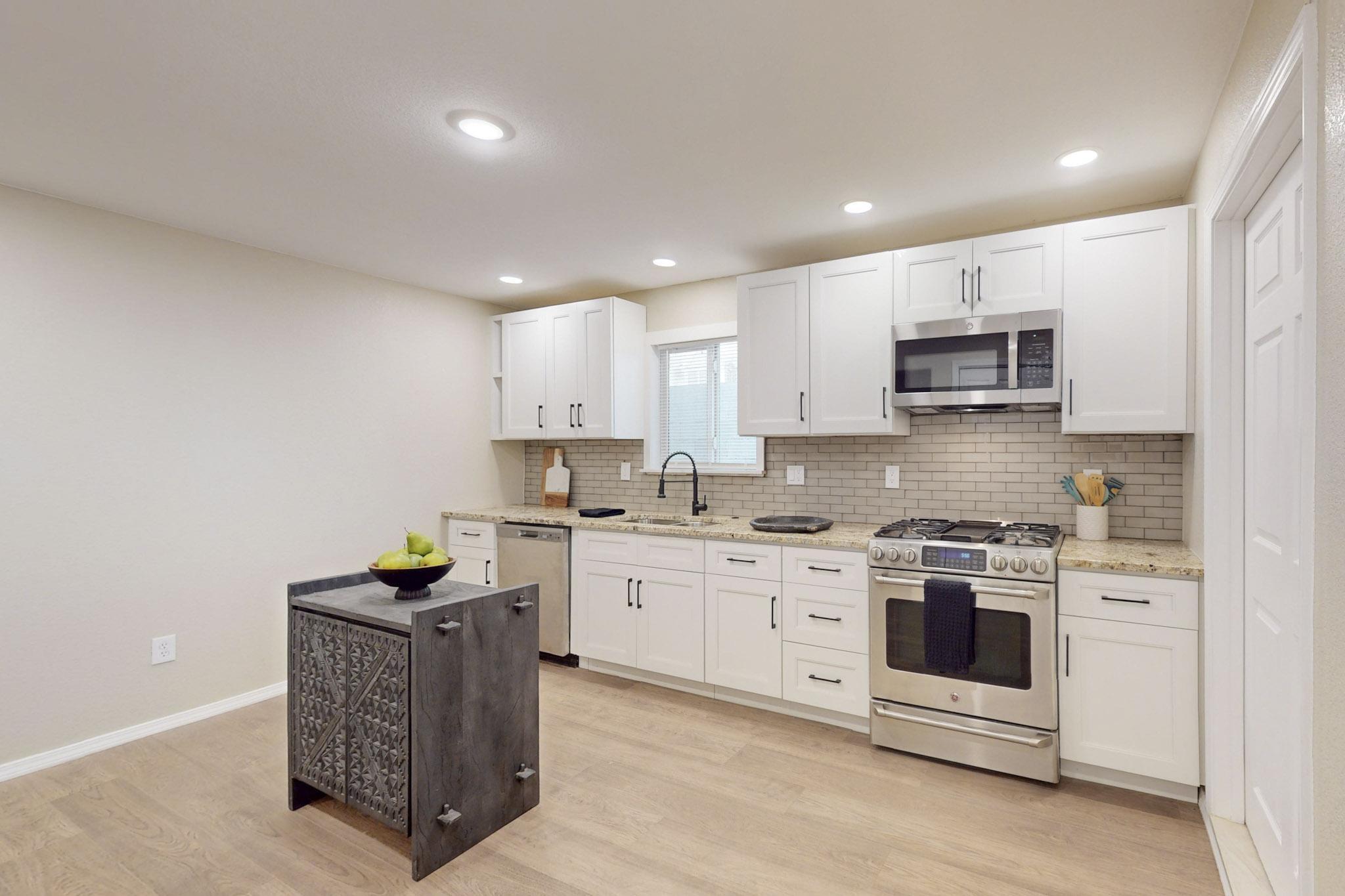 316 49TH Street NW