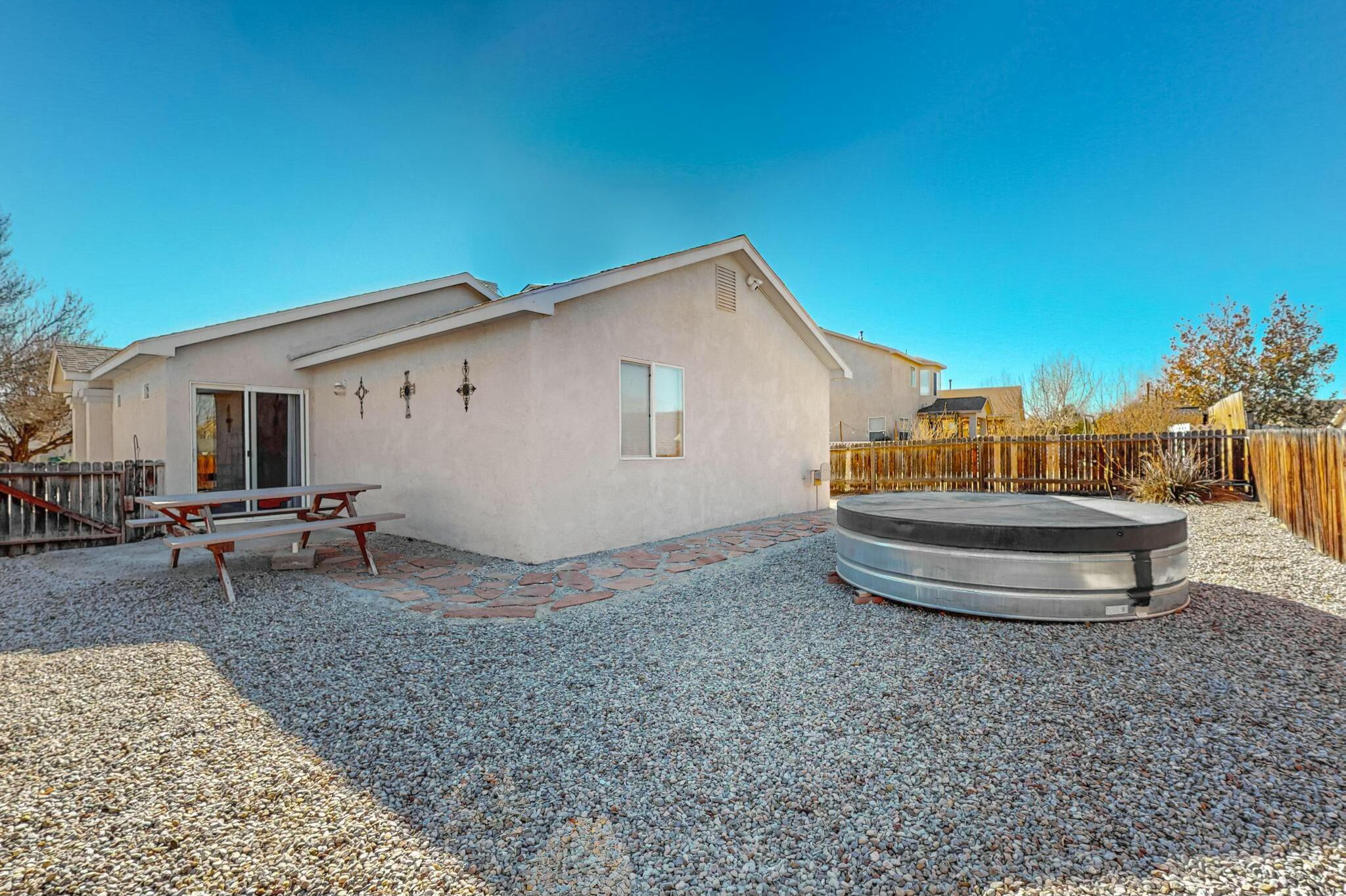 613 MORNING MEADOWS Drive NE