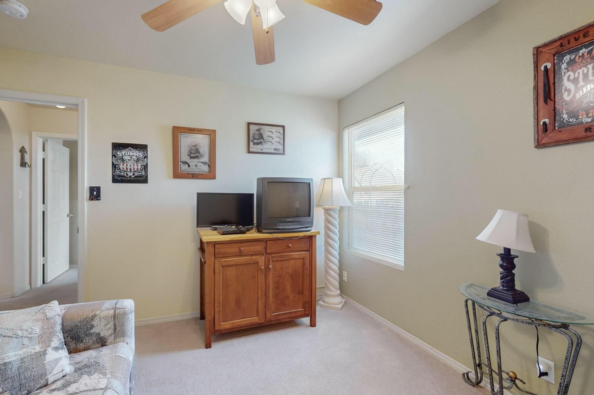 613 MORNING MEADOWS Drive NE