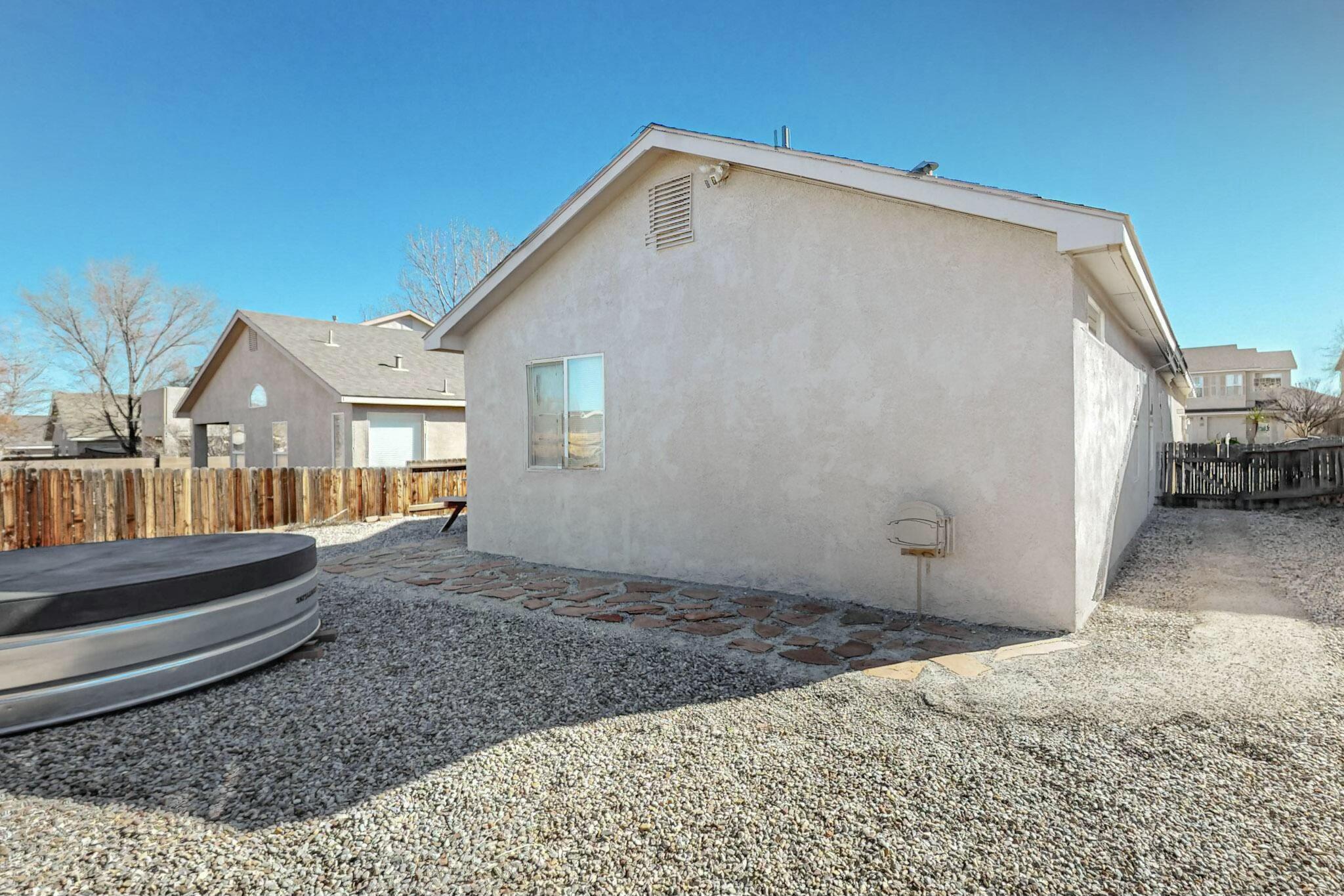 613 MORNING MEADOWS Drive NE