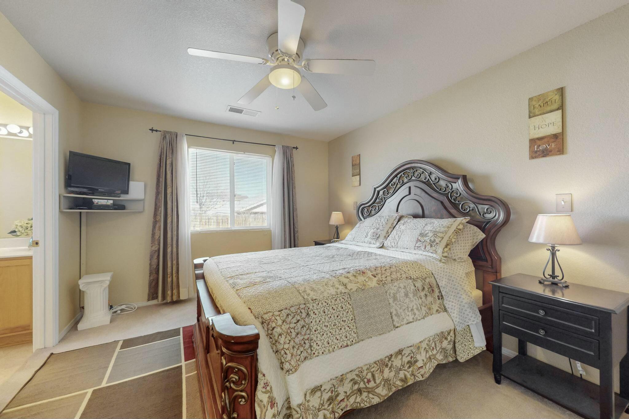 613 MORNING MEADOWS Drive NE