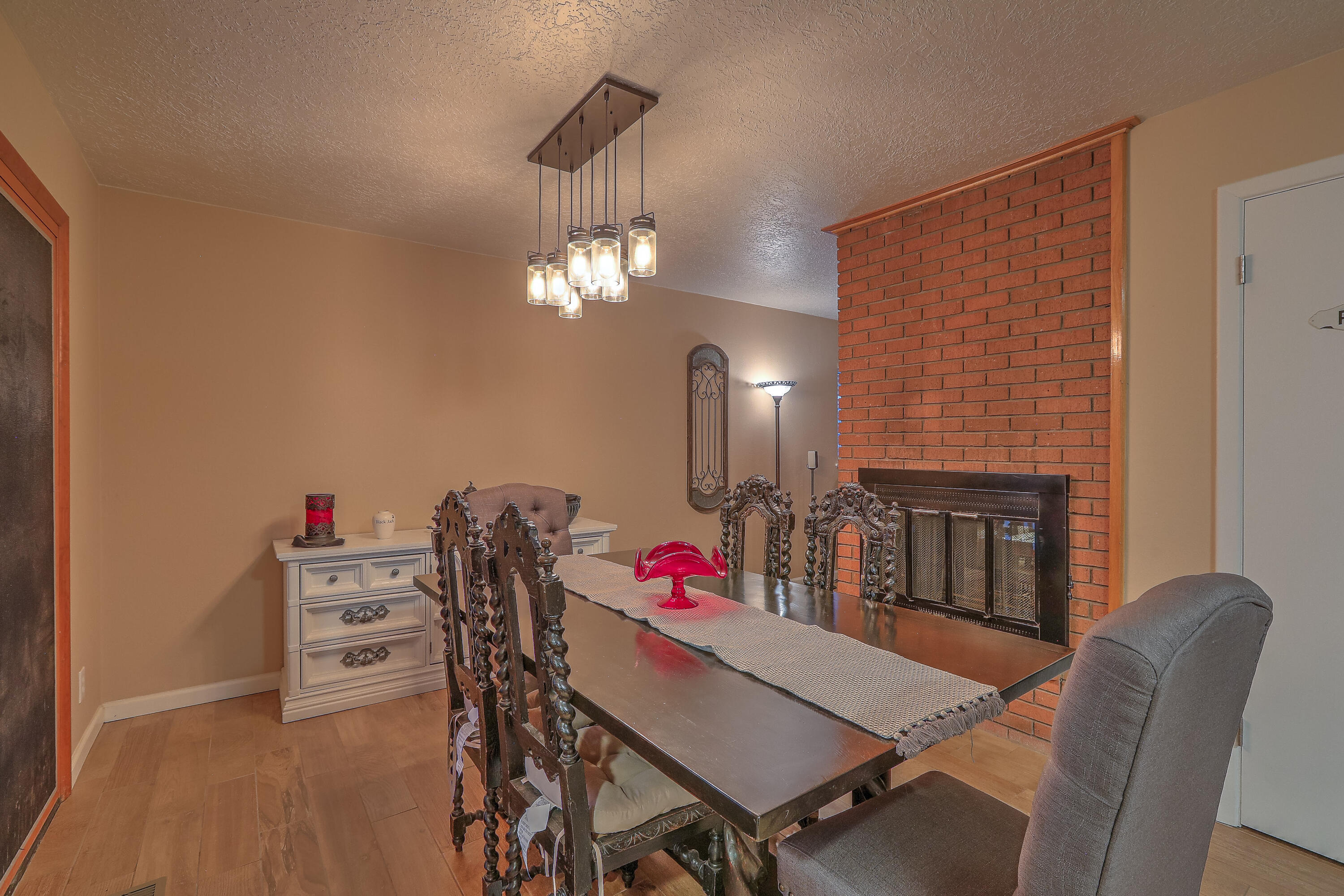 10800 PRINCESS JEANNE Avenue NE