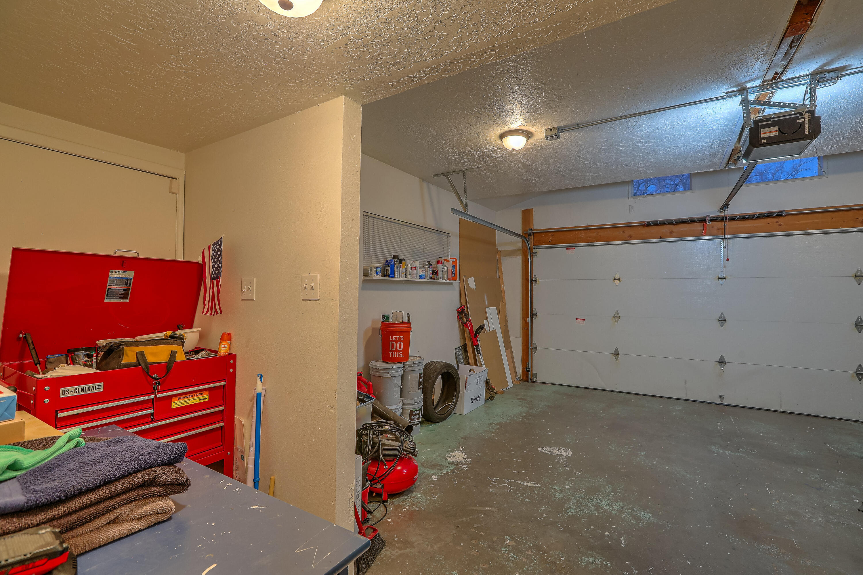 10800 PRINCESS JEANNE Avenue NE