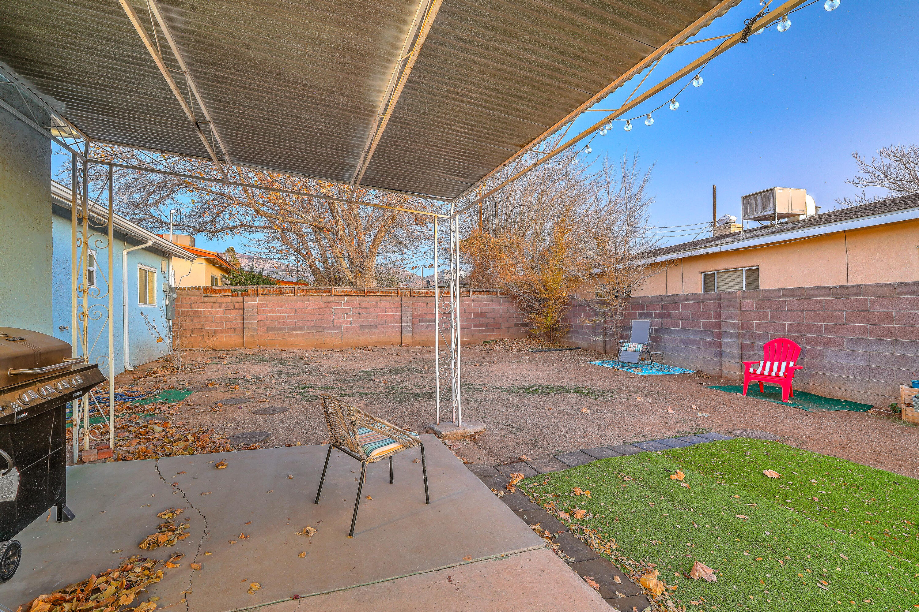 10800 PRINCESS JEANNE Avenue NE